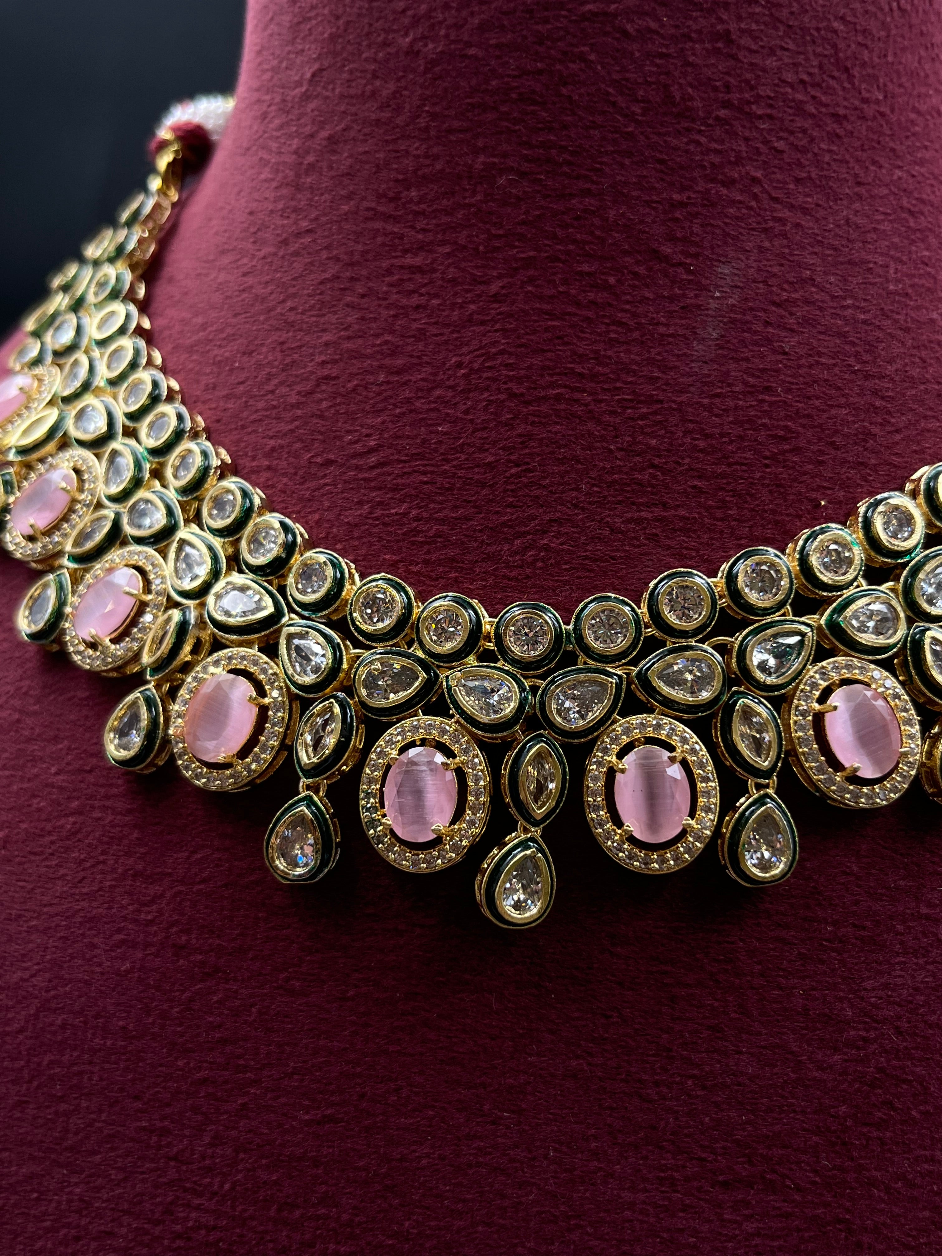 KOMAL NECKLACE