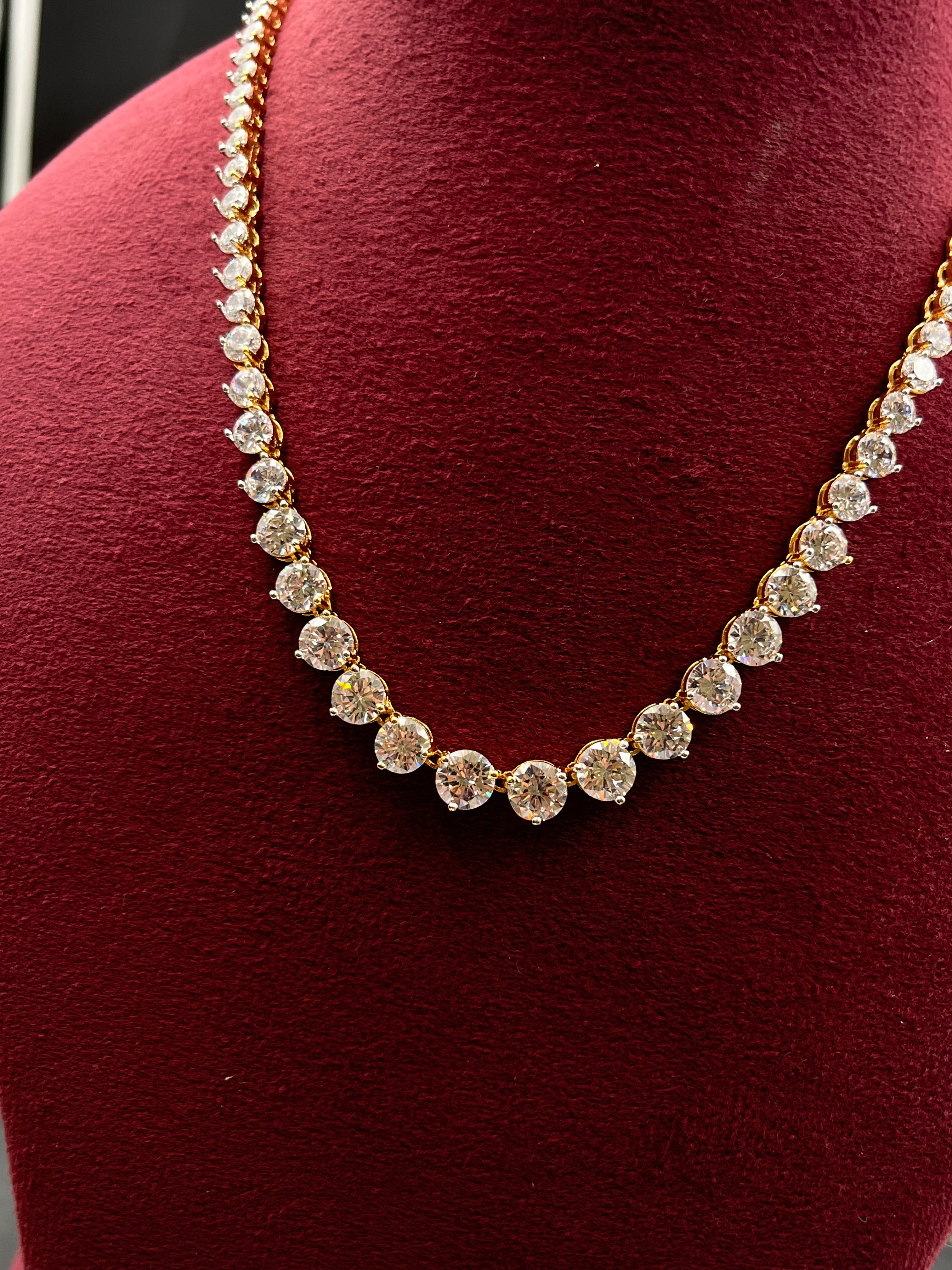 DIYA NECKLACE