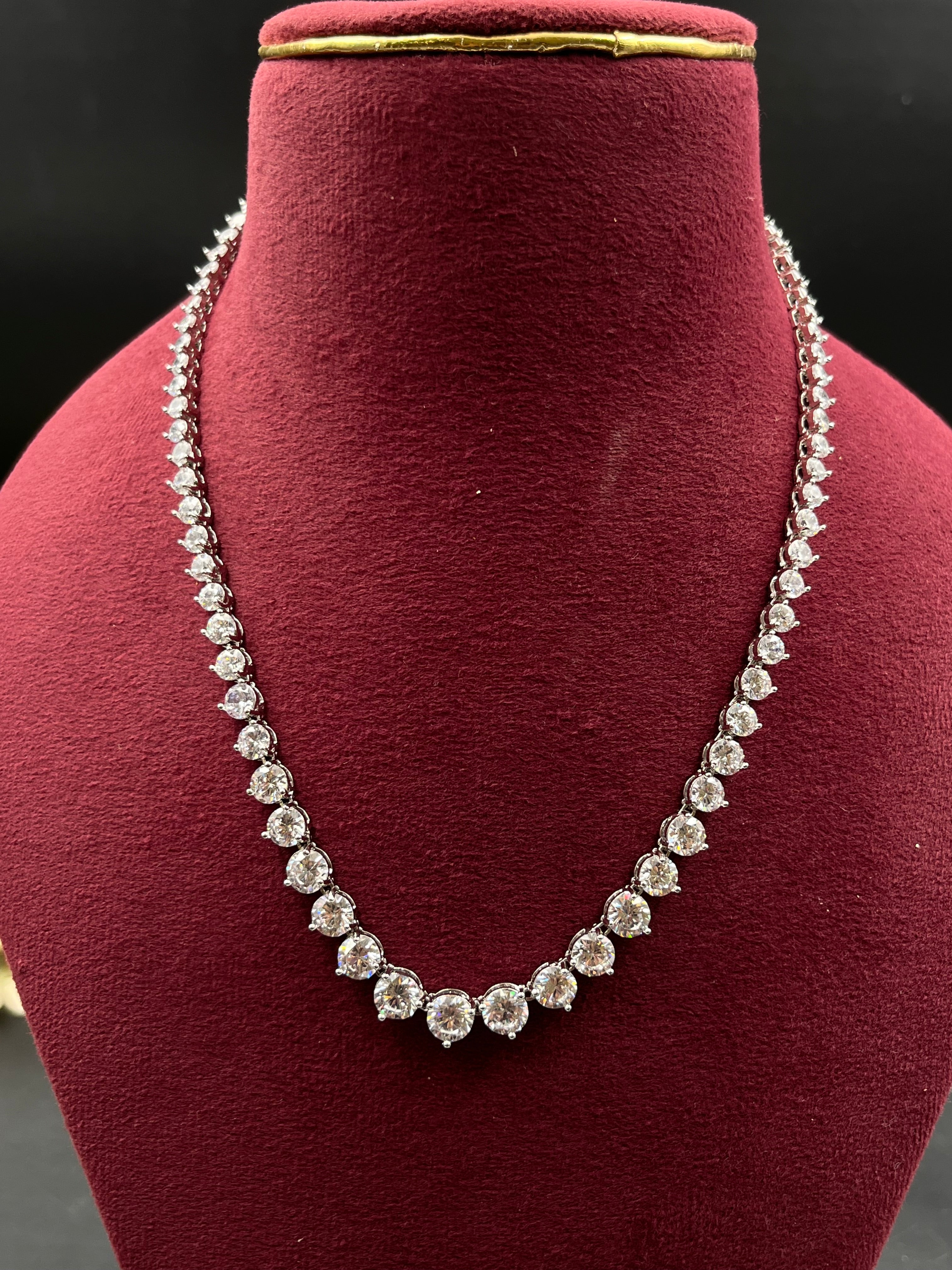 DIYA NECKLACE