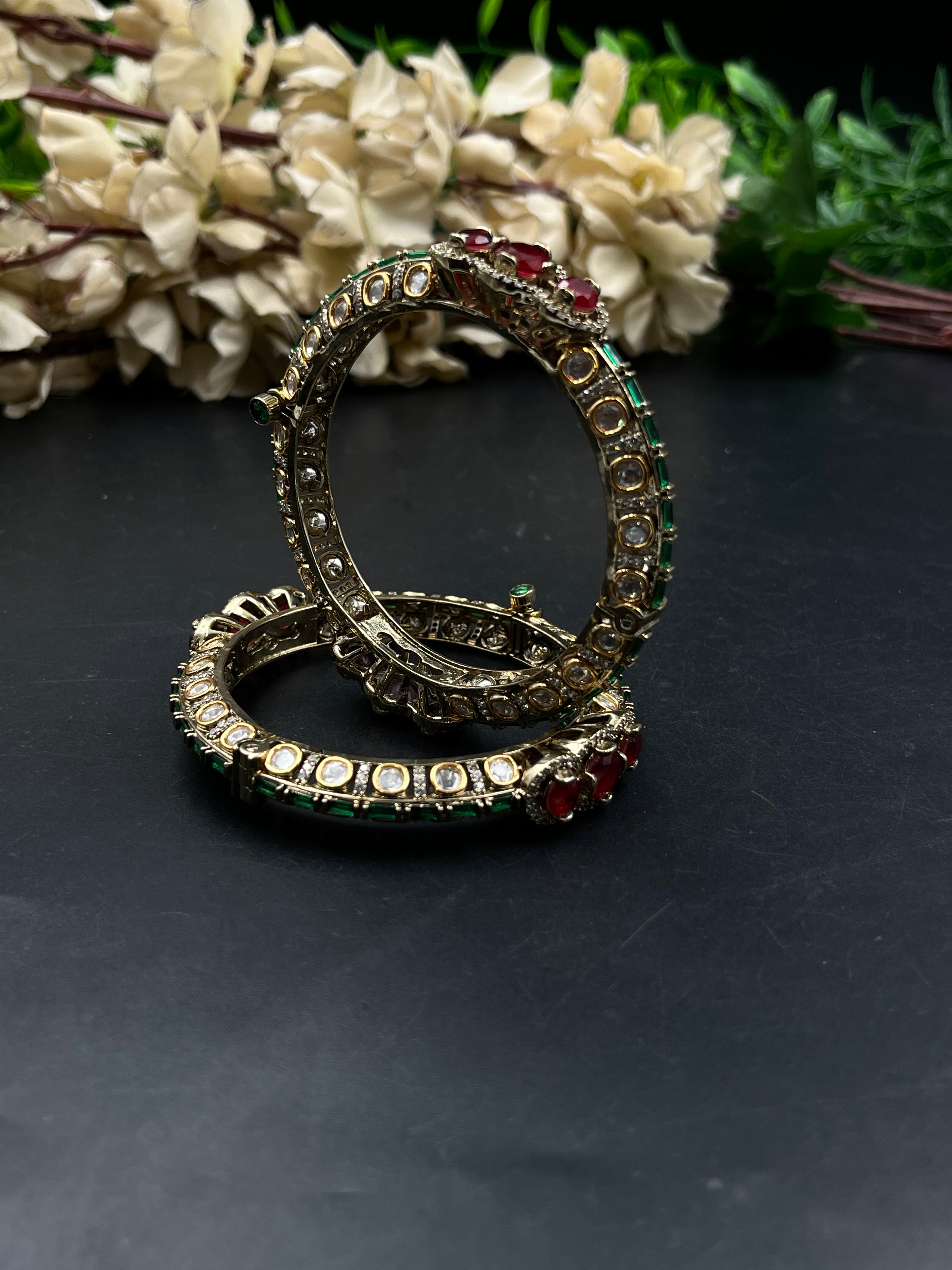 JUHI BANGLE