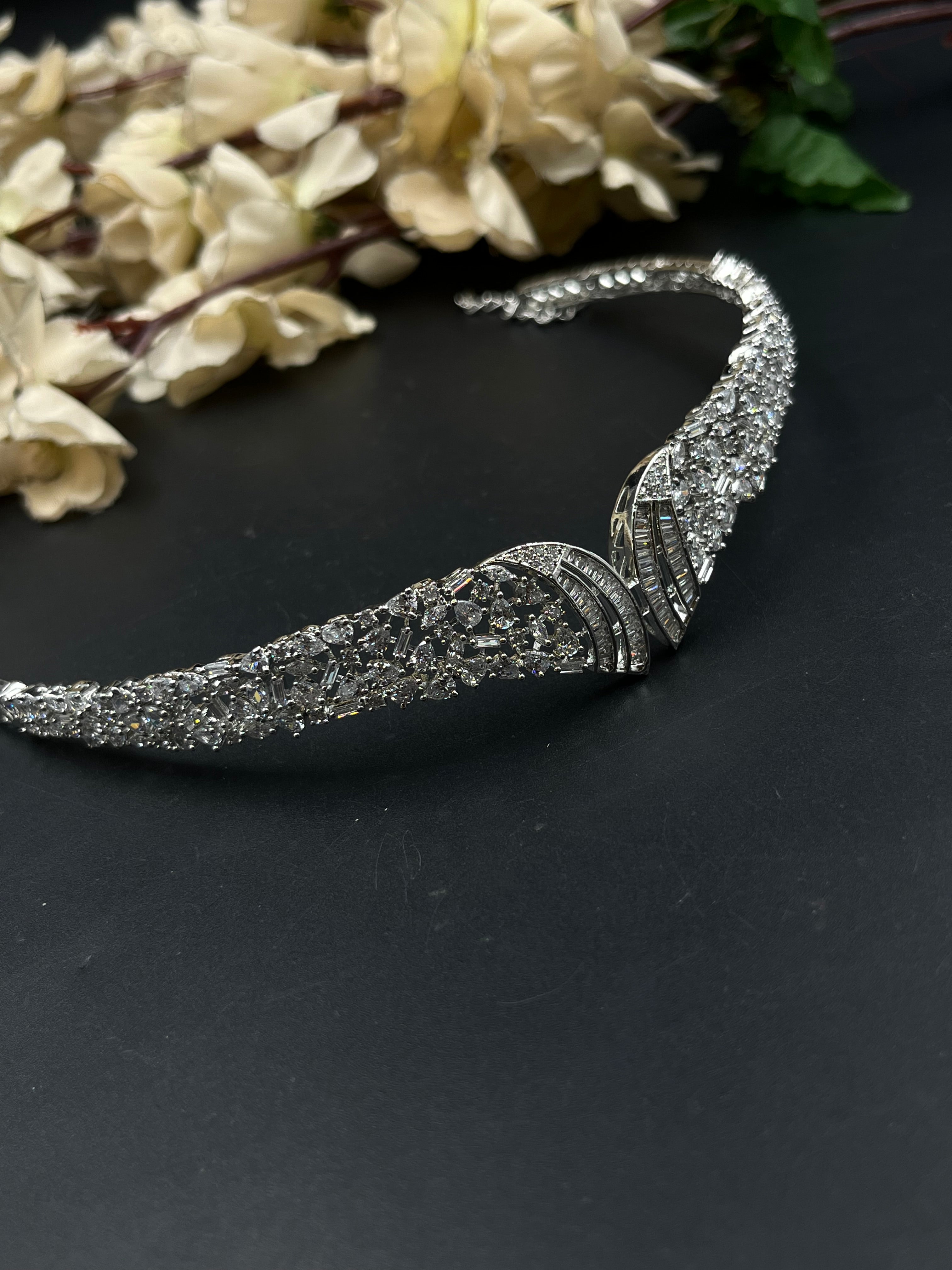 JIYAS NECKLACE