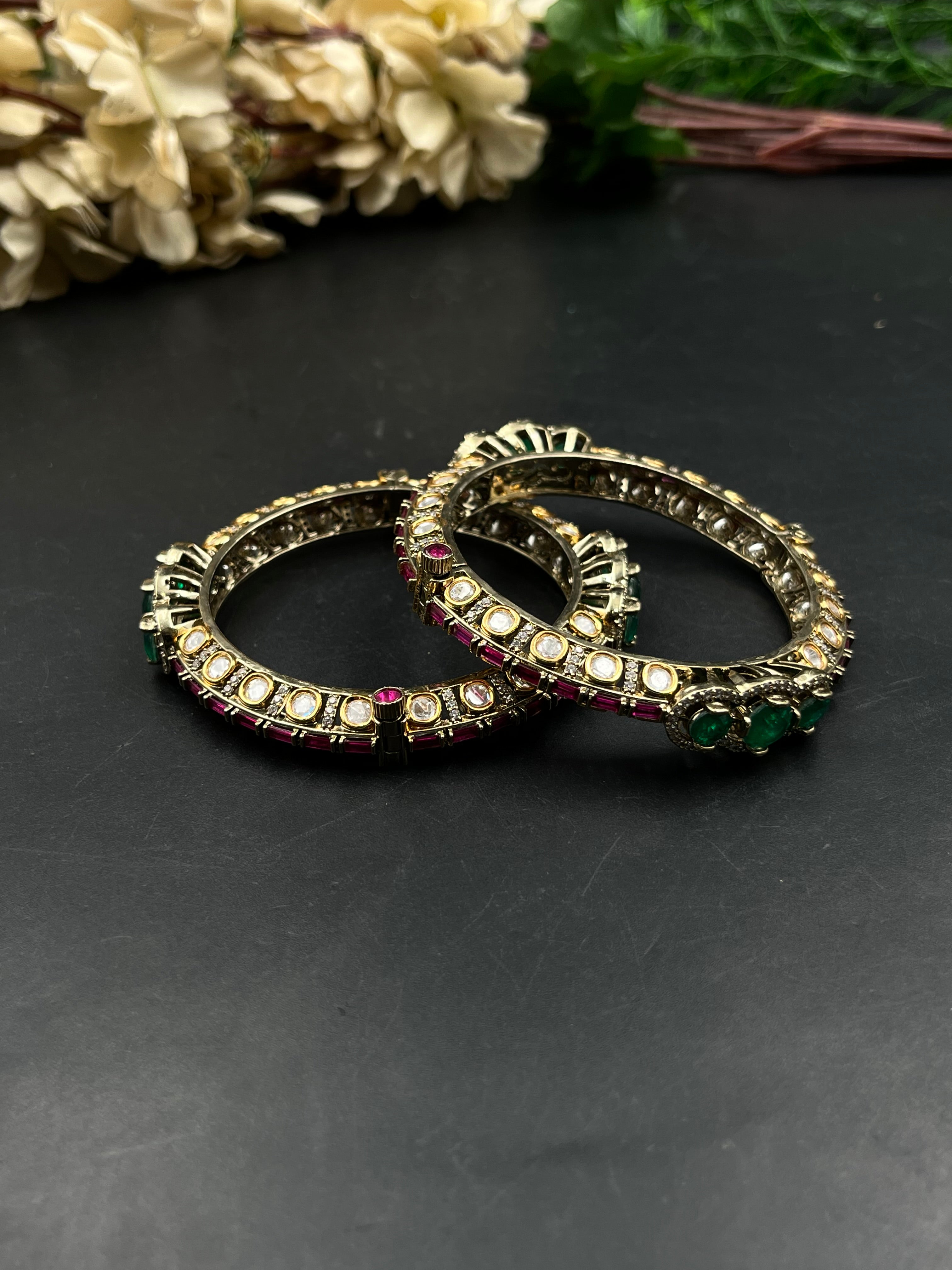 JUHI BANGLE
