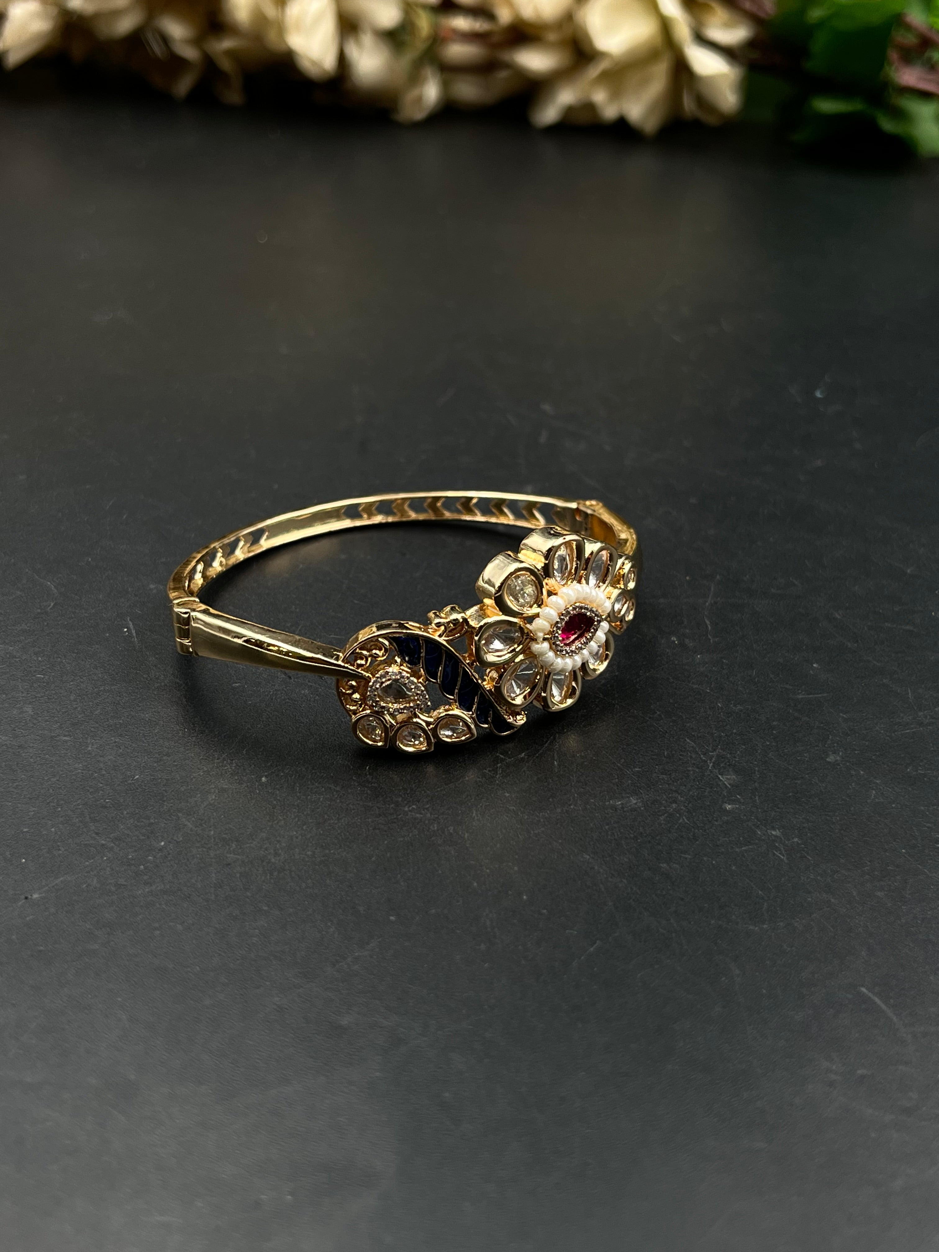 KOMAKA BRACELET