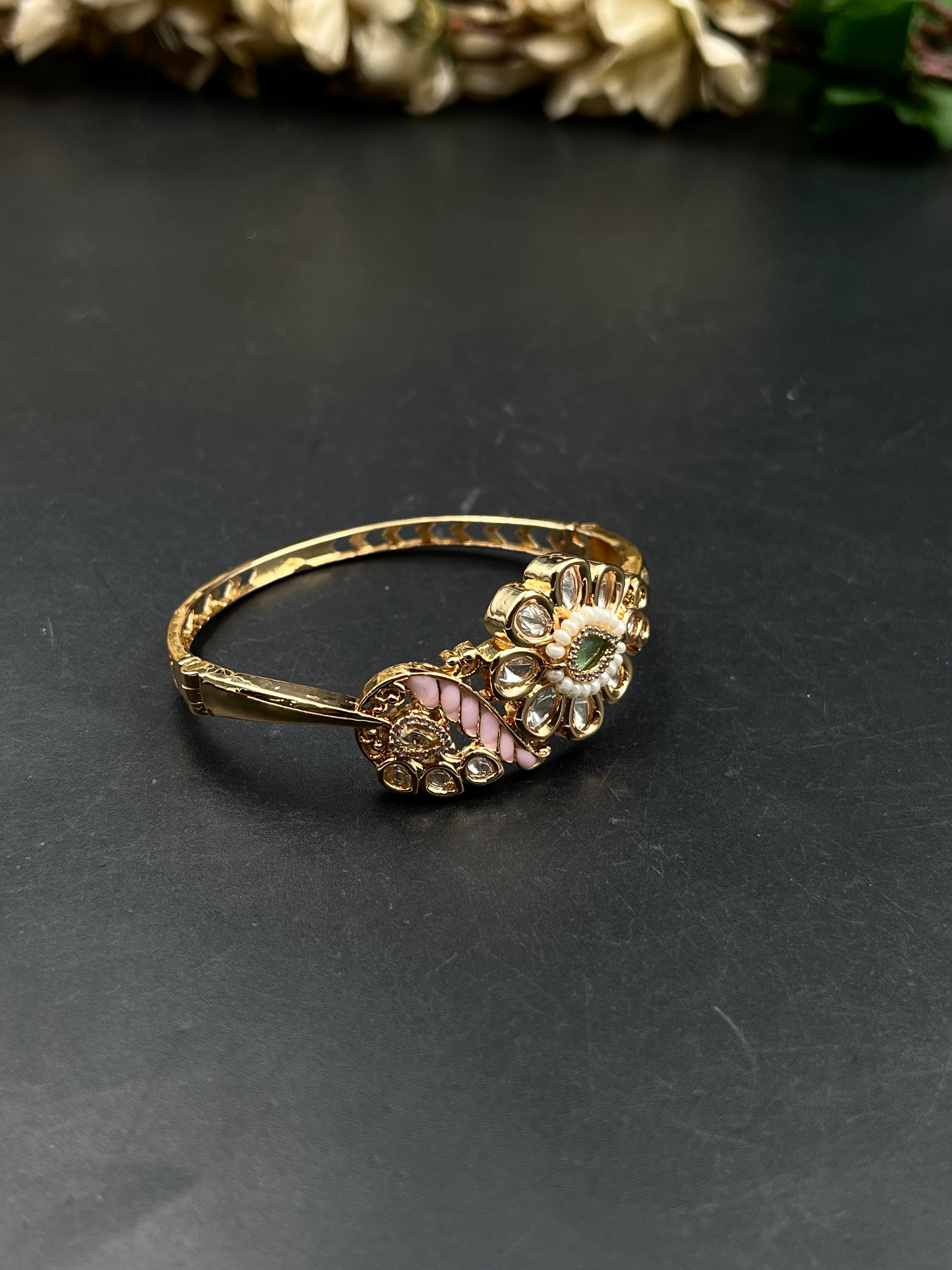 KOMAKA BRACELET