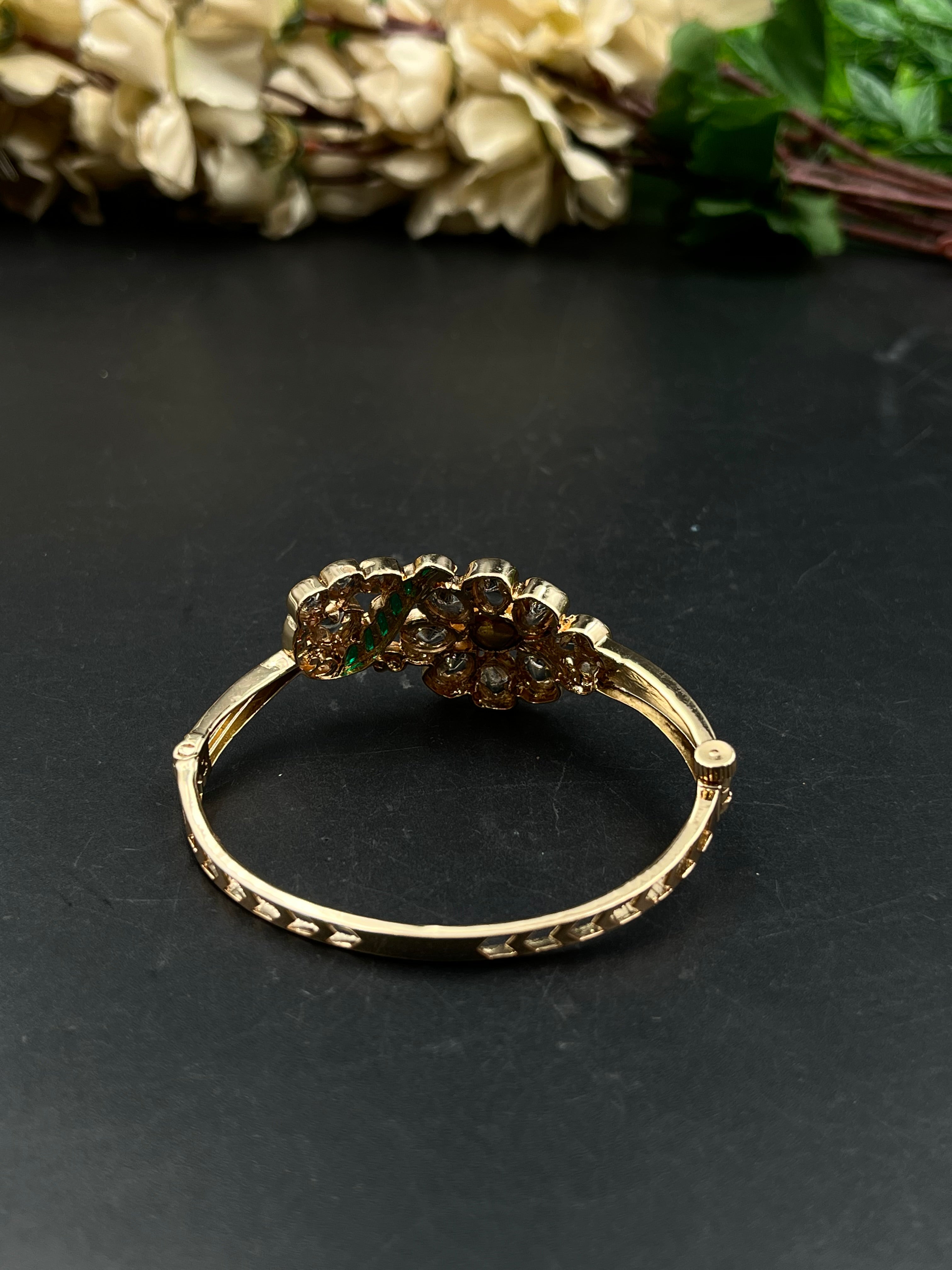 KOMAKA BRACELET