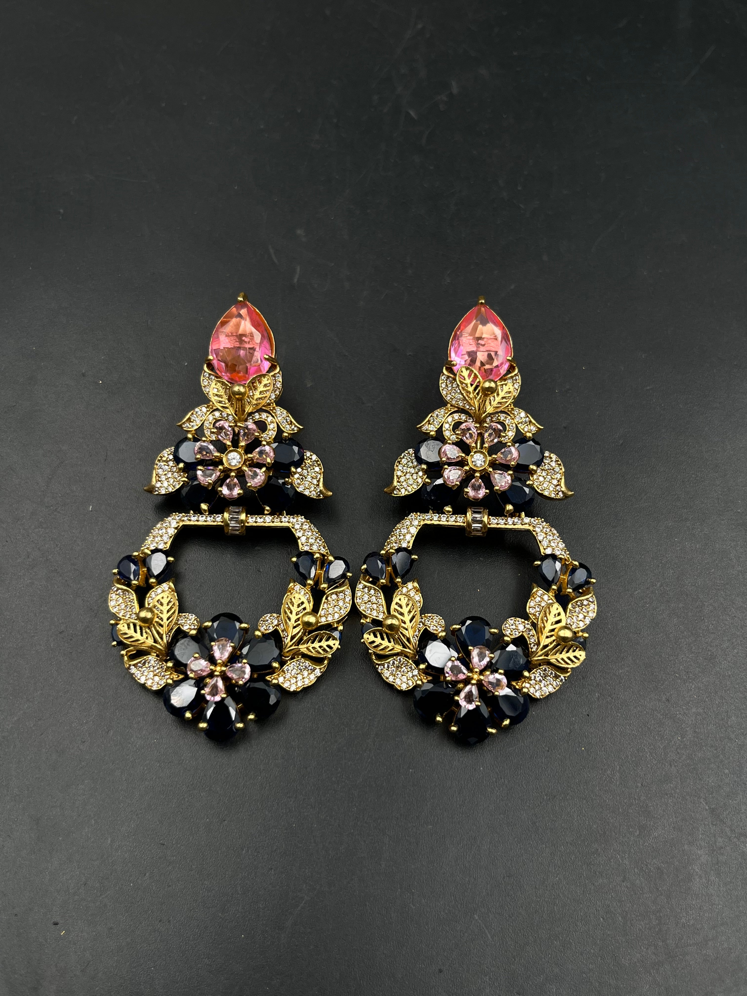 AKSARA EARRING