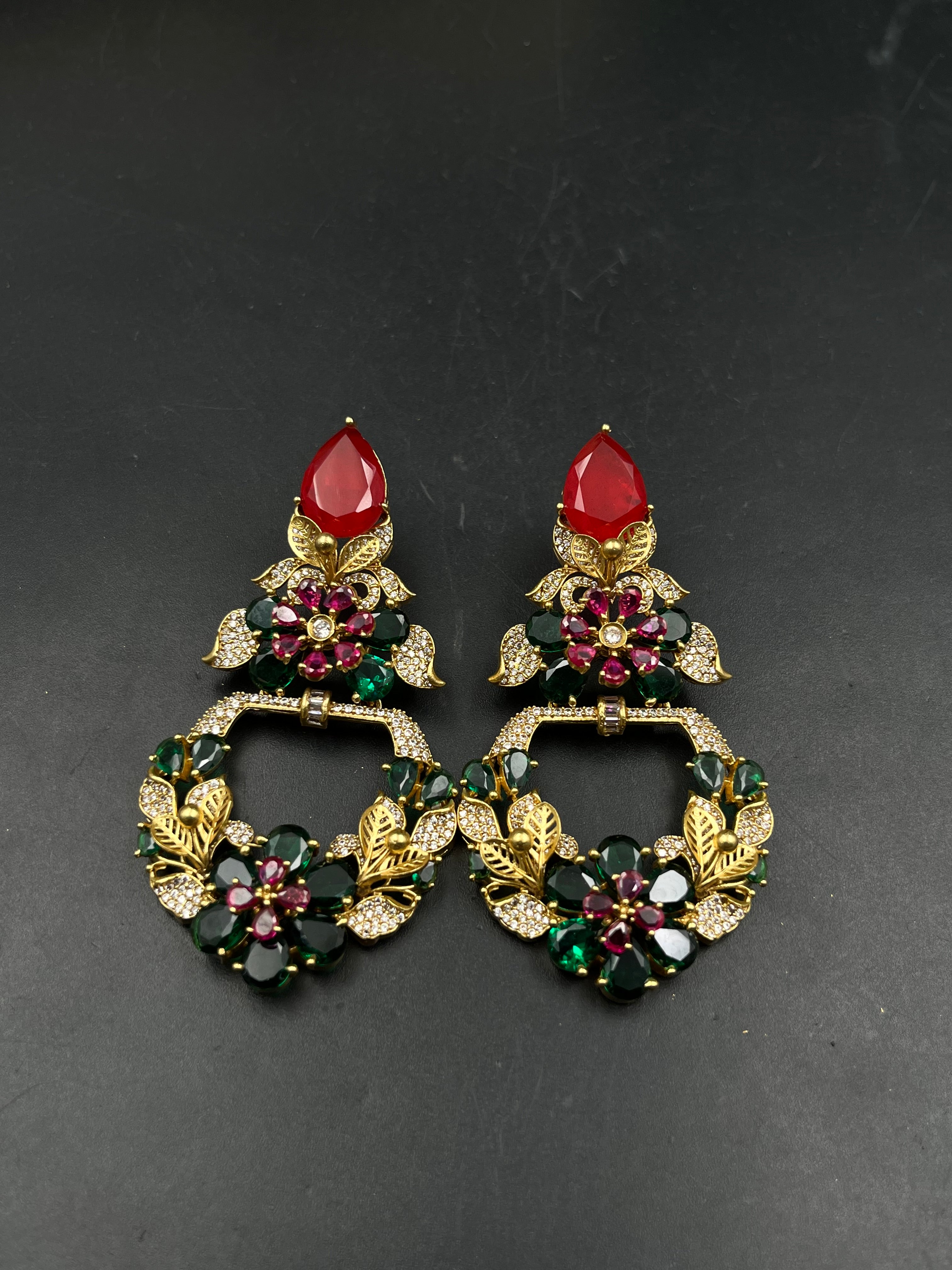 AKSARA EARRING