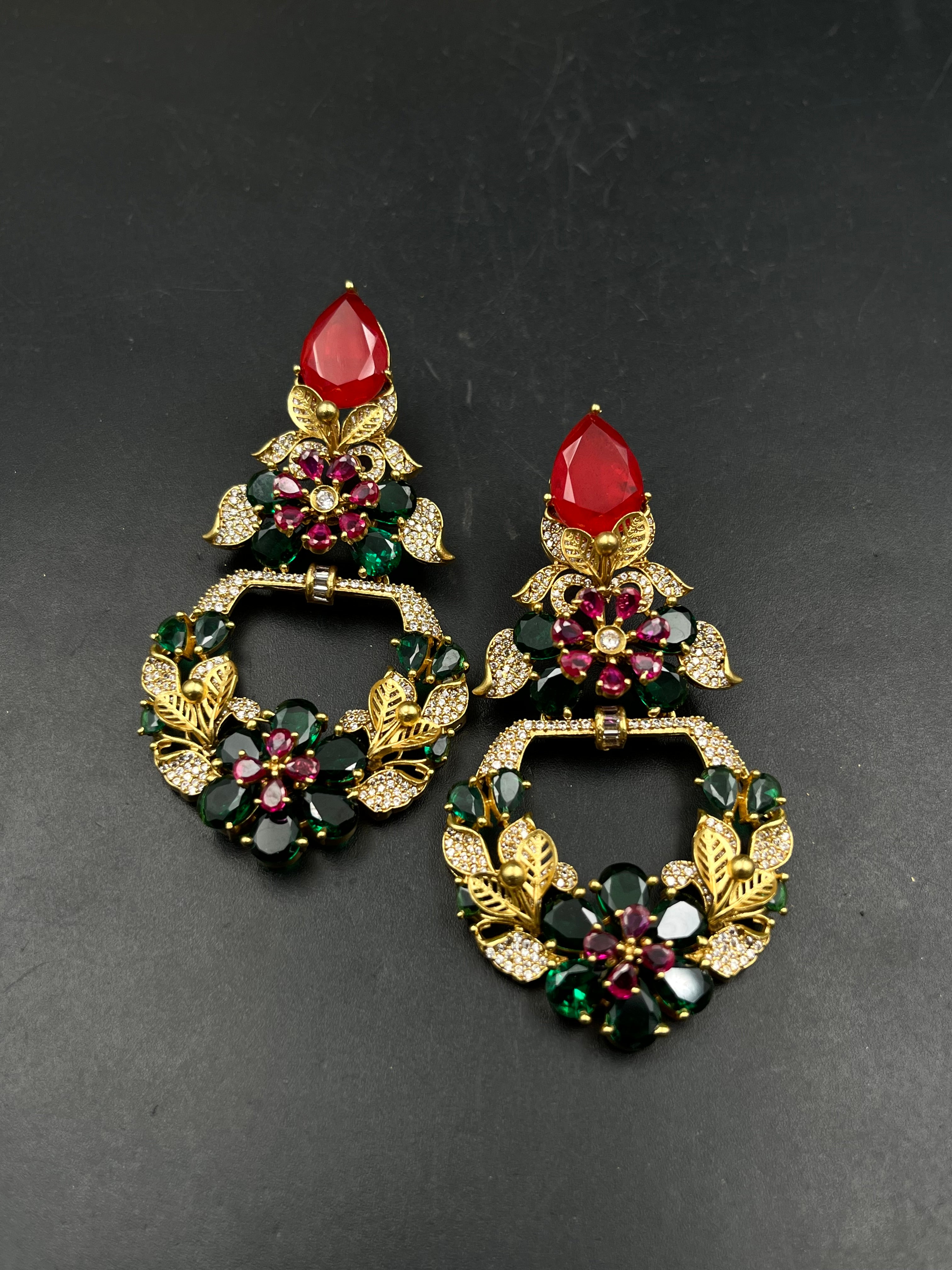 AKSARA EARRING