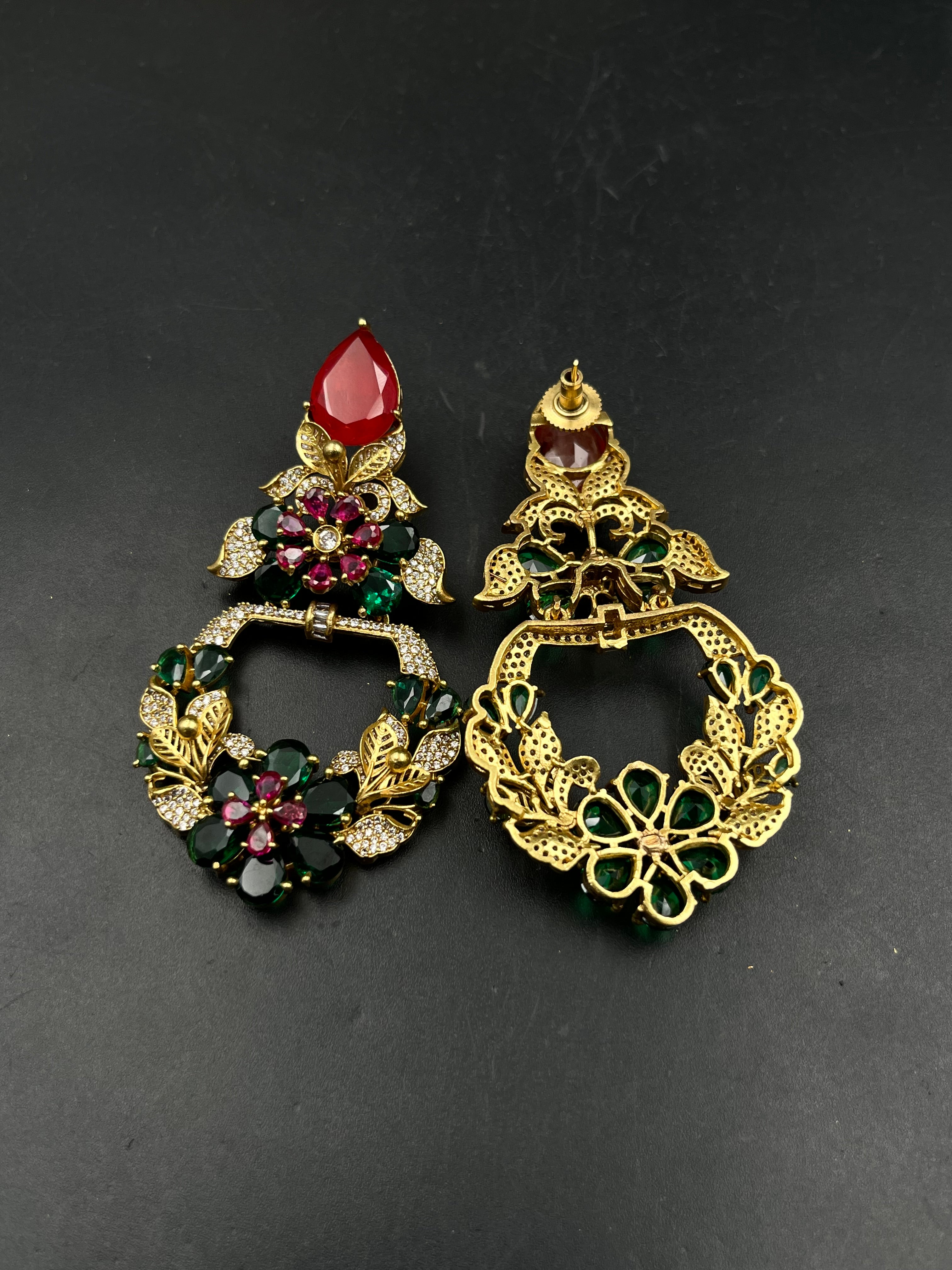 AKSARA EARRING