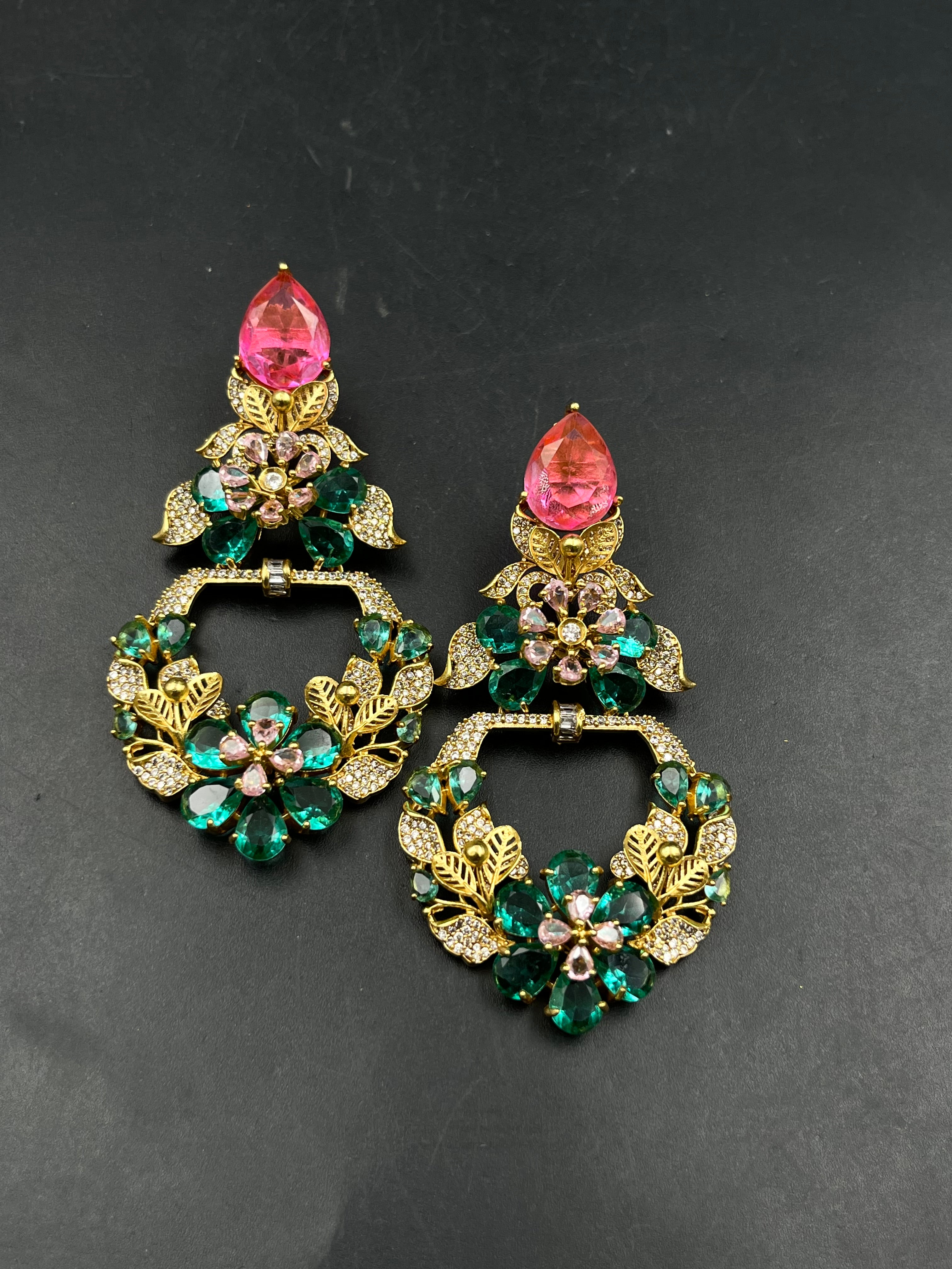 AKSARA EARRING