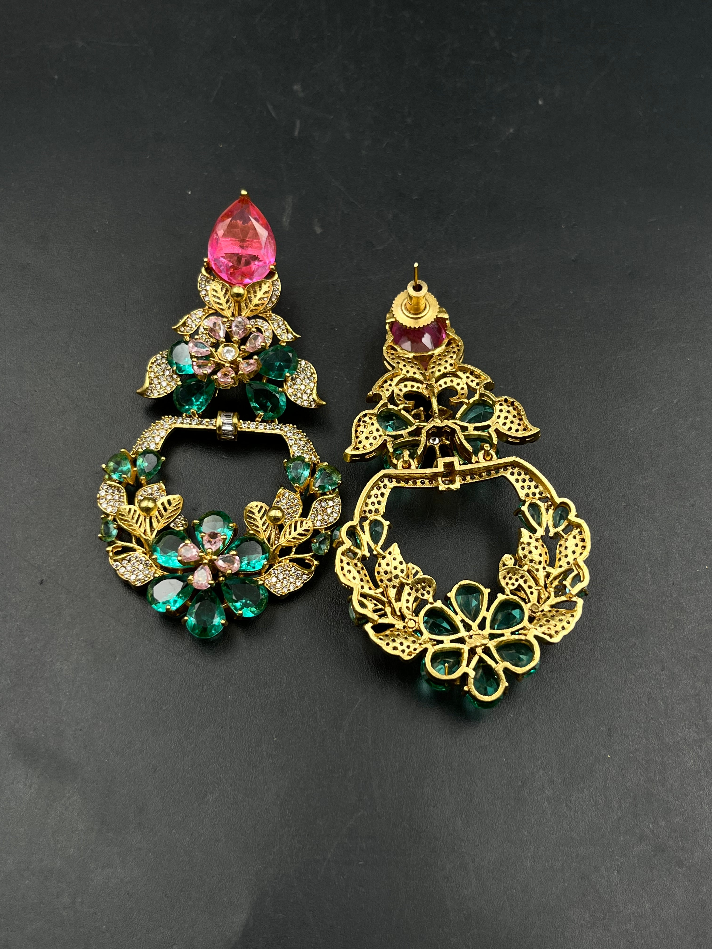 AKSARA EARRING