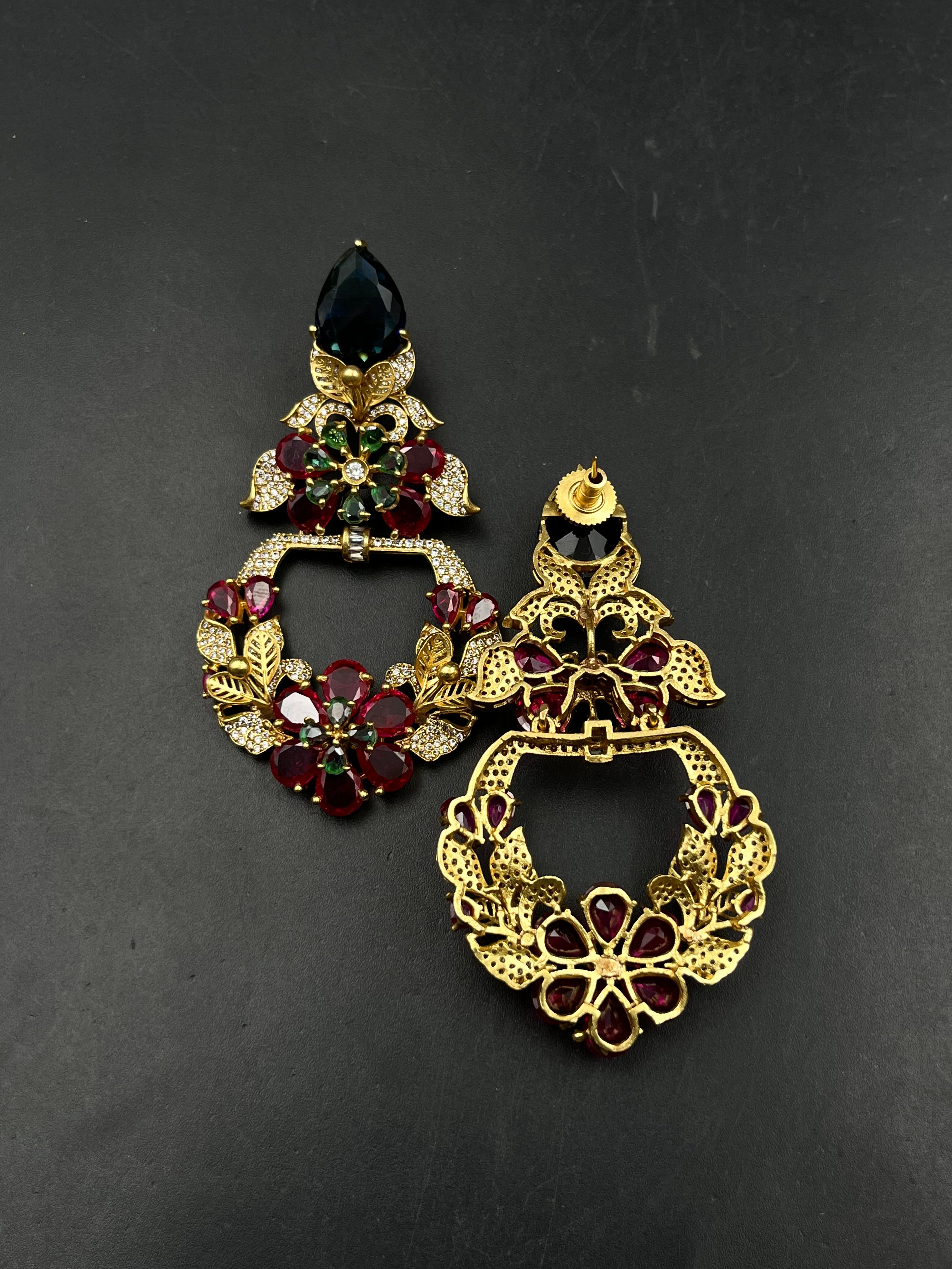 AKSARA EARRING