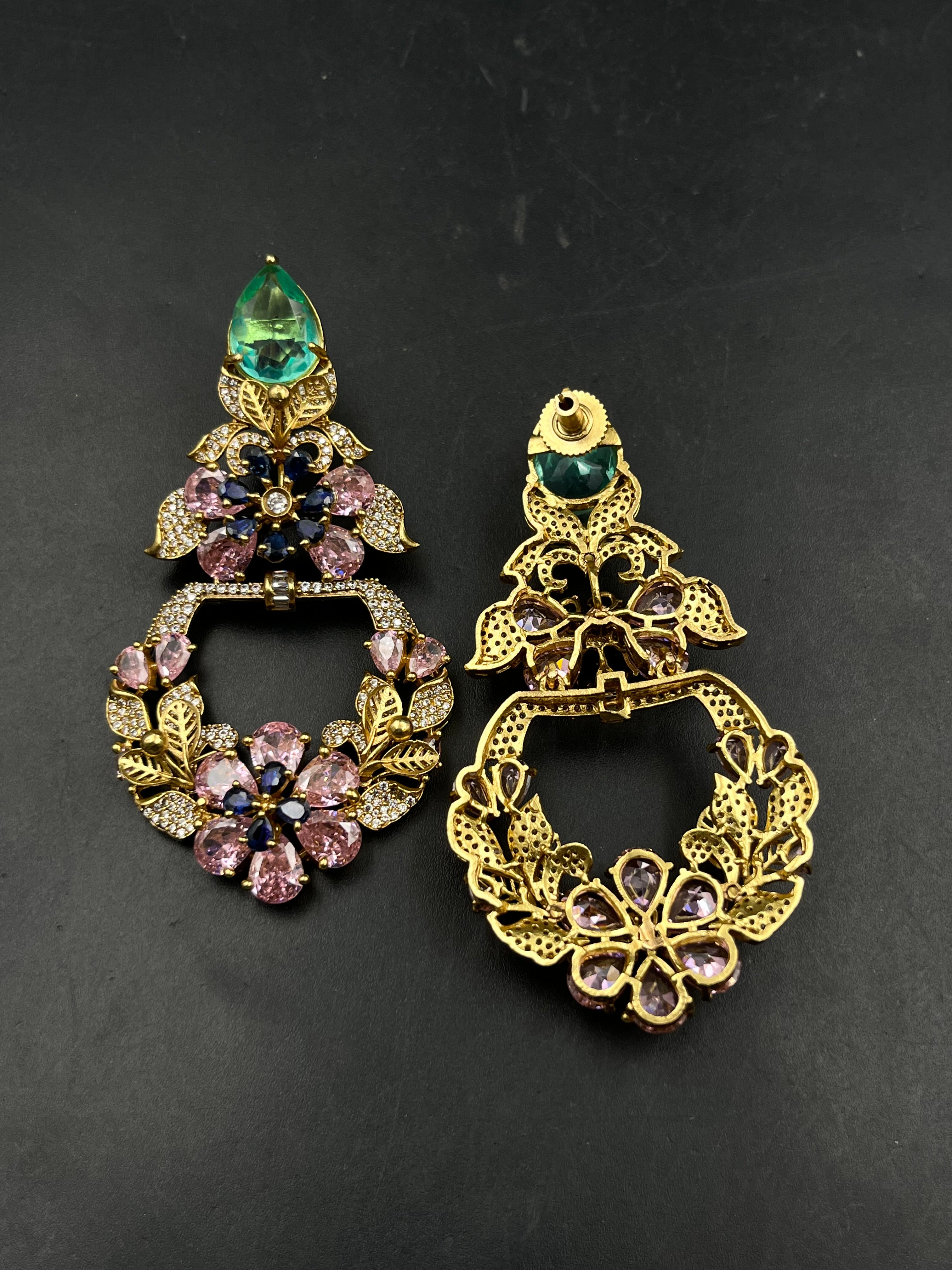 AKSARA EARRING