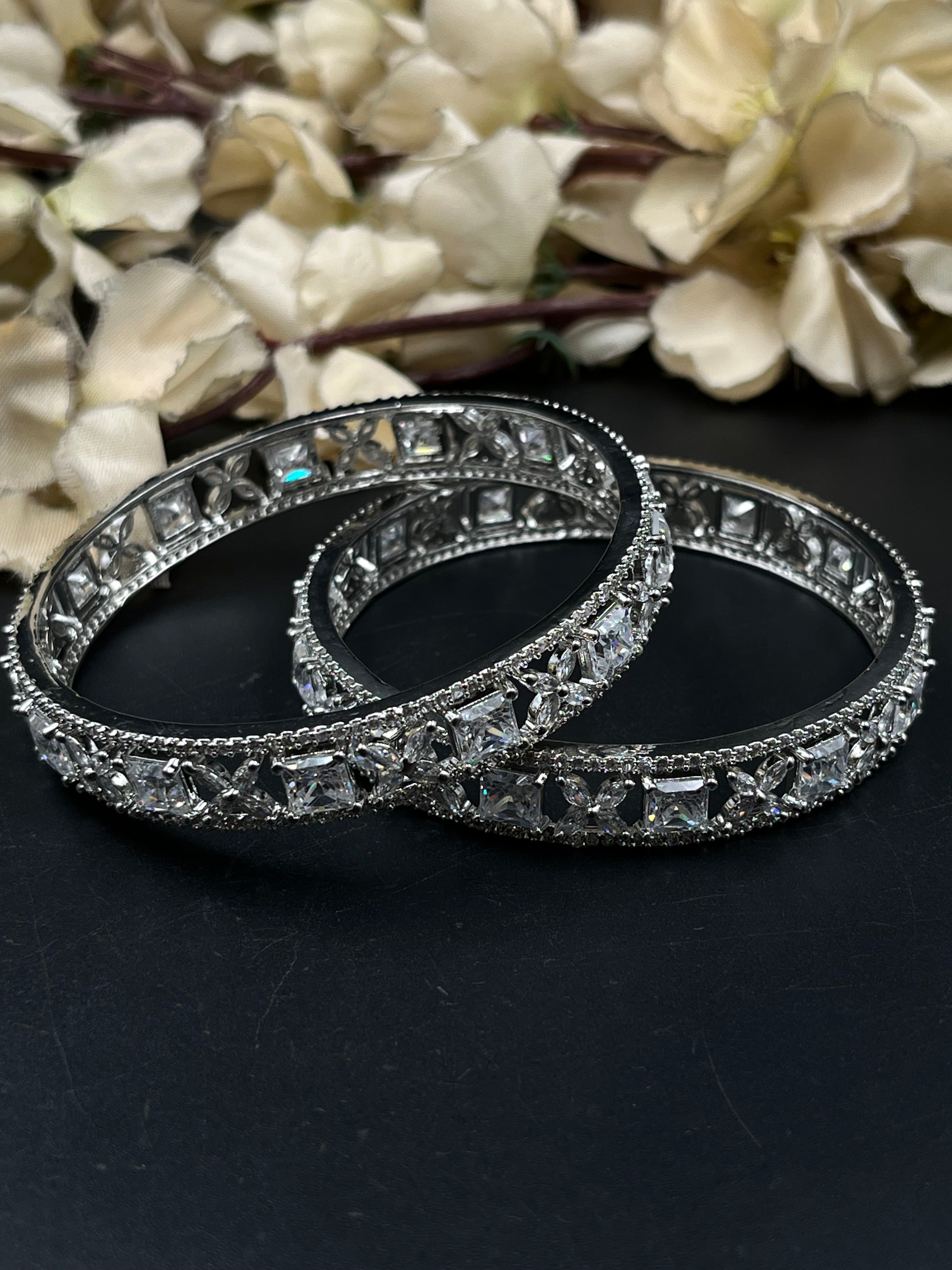 JINO BANGLES
