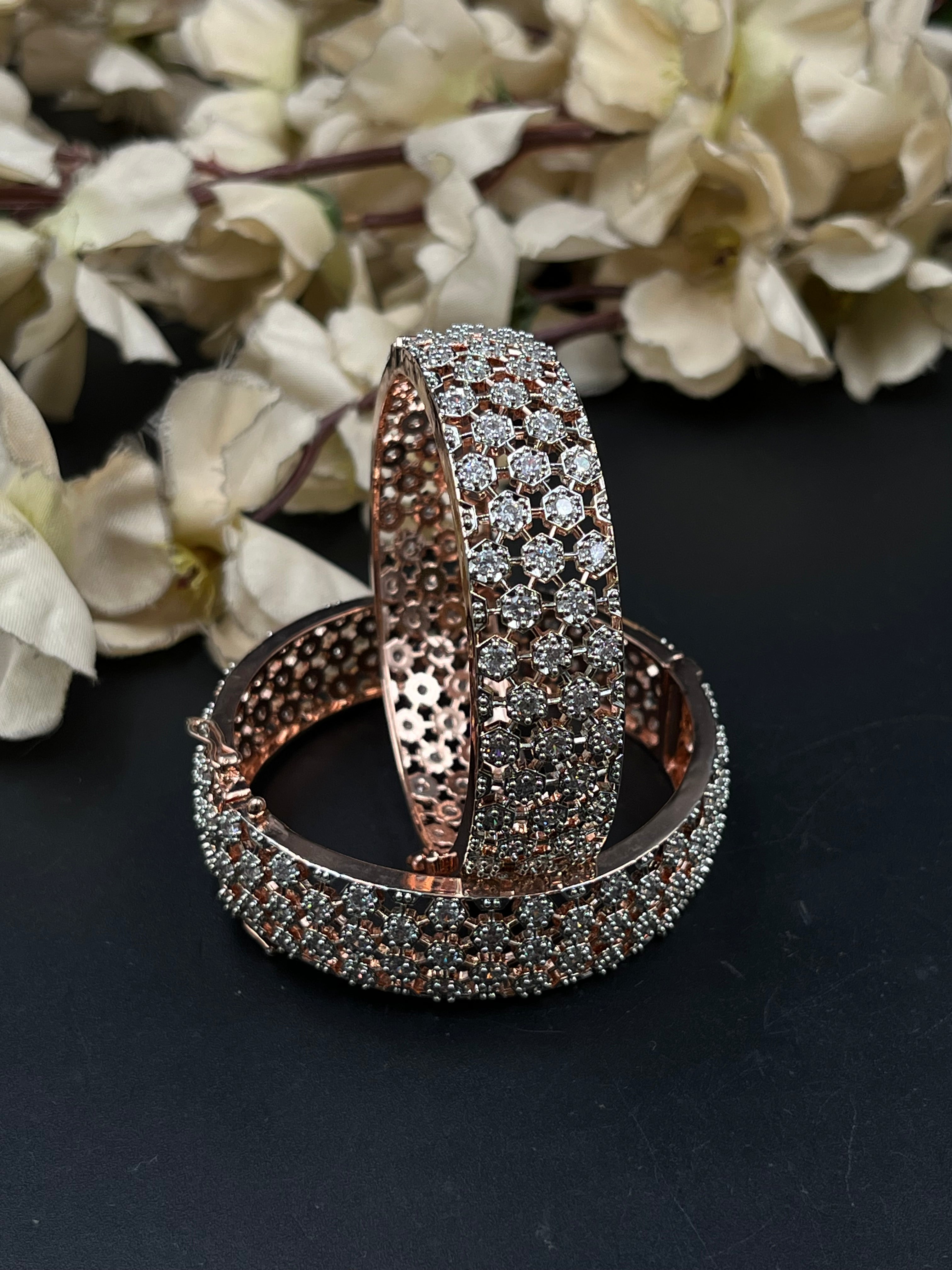 KIYAZ BANGLES