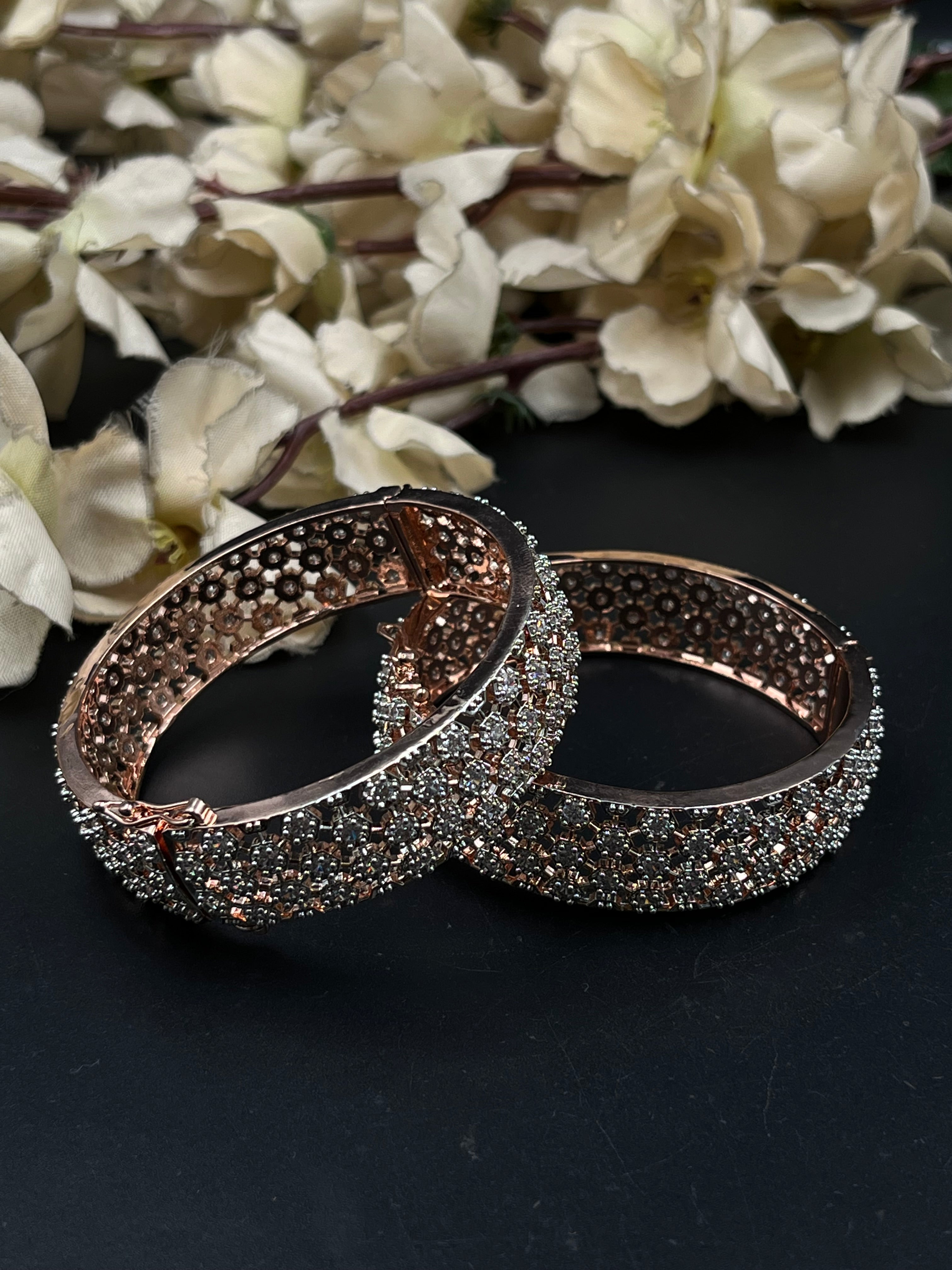 KIYAZ BANGLES