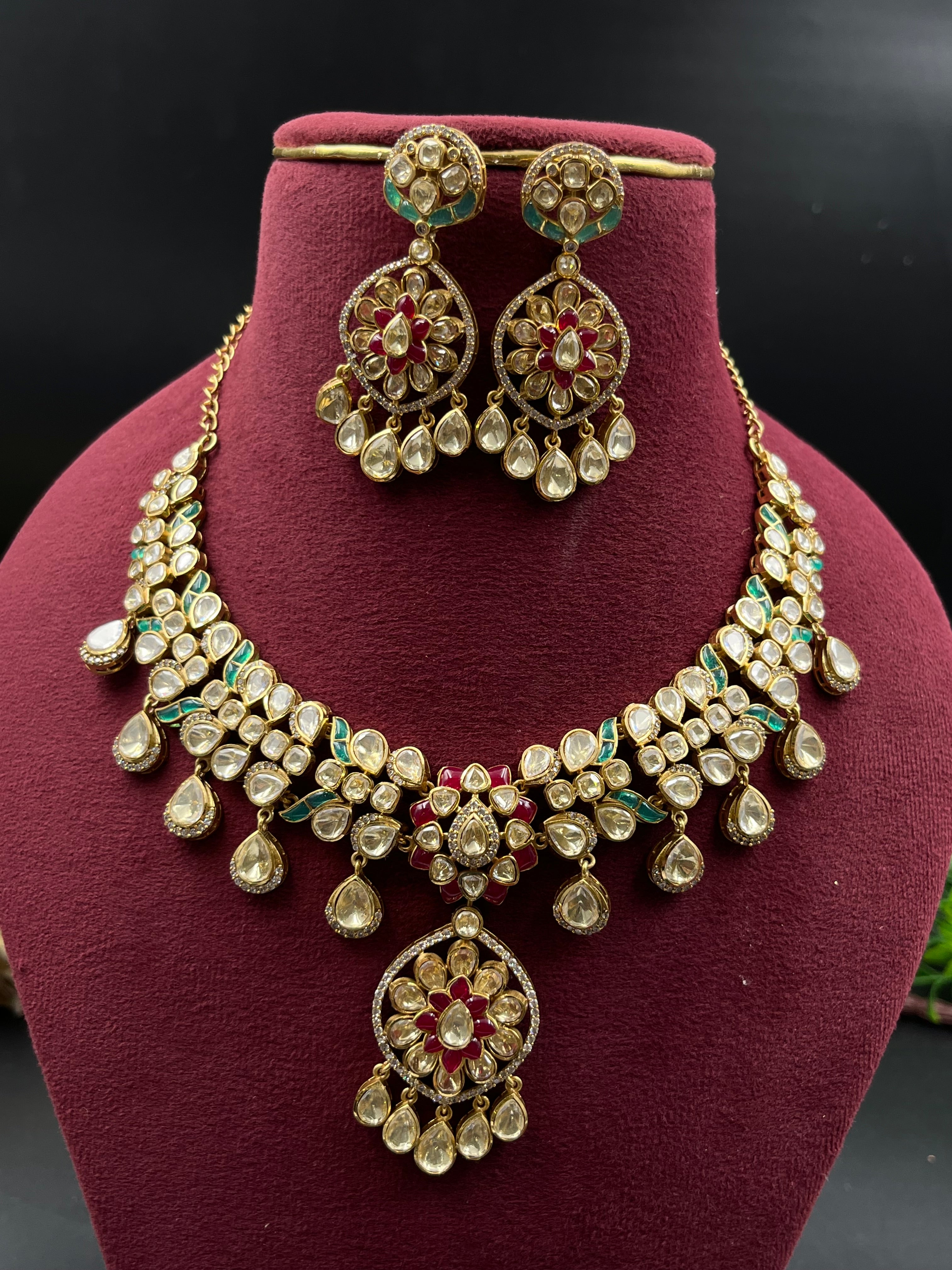 MINAKSHI NECKLACE