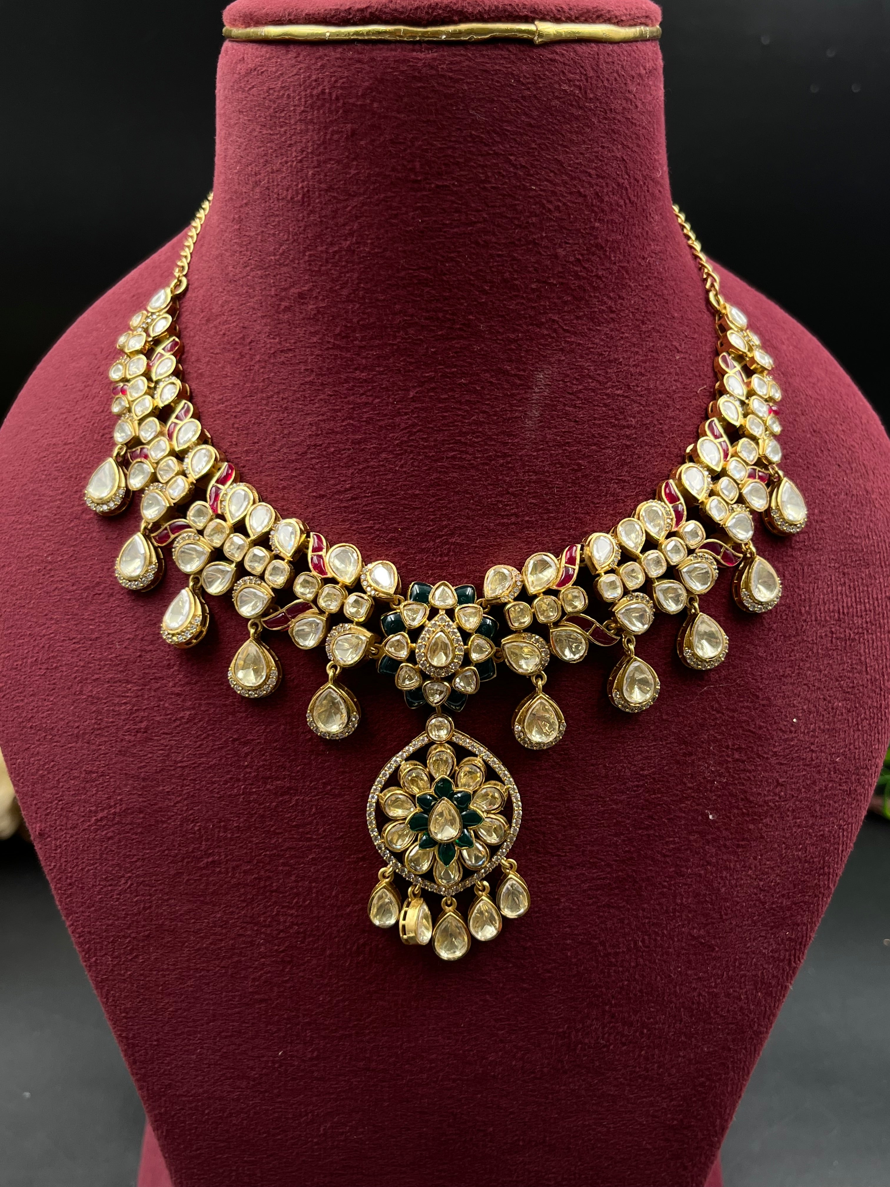 MINAKSHI NECKLACE