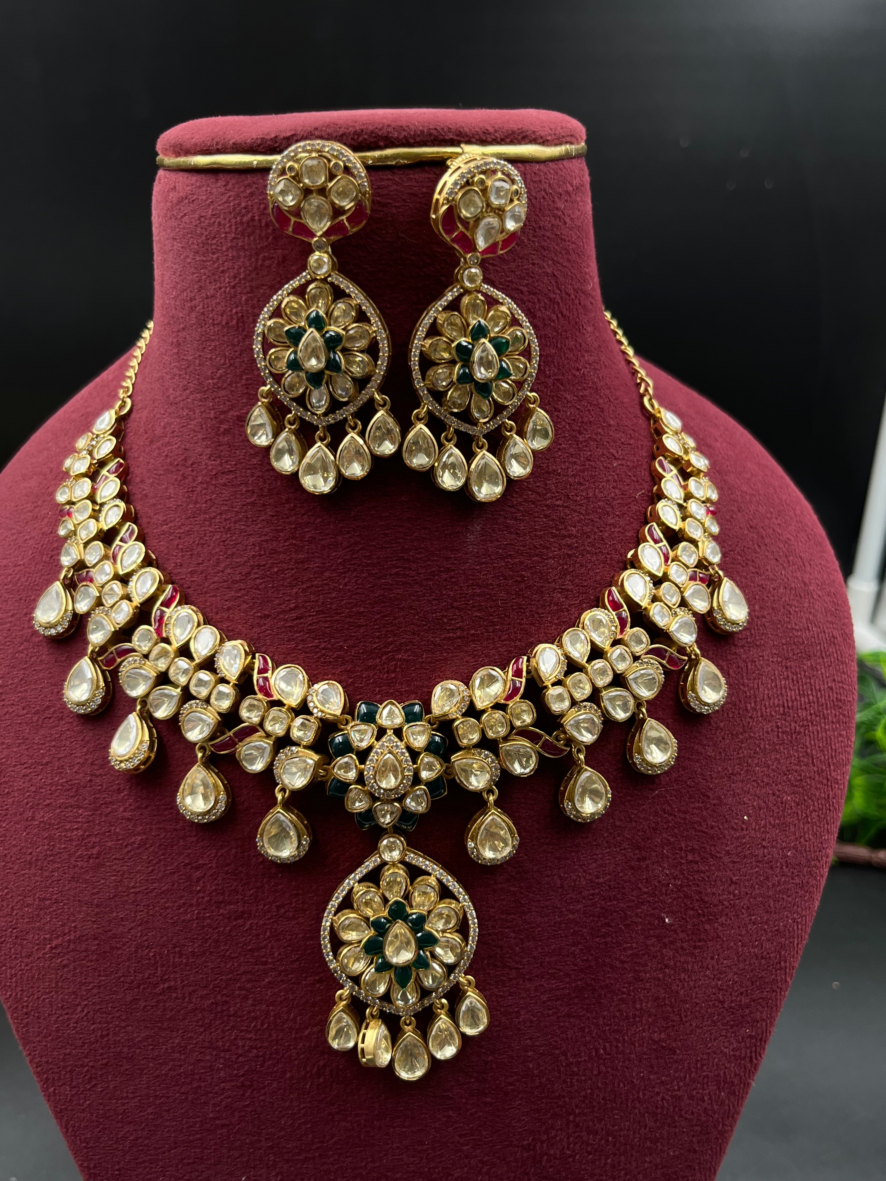 MINAKSHI NECKLACE