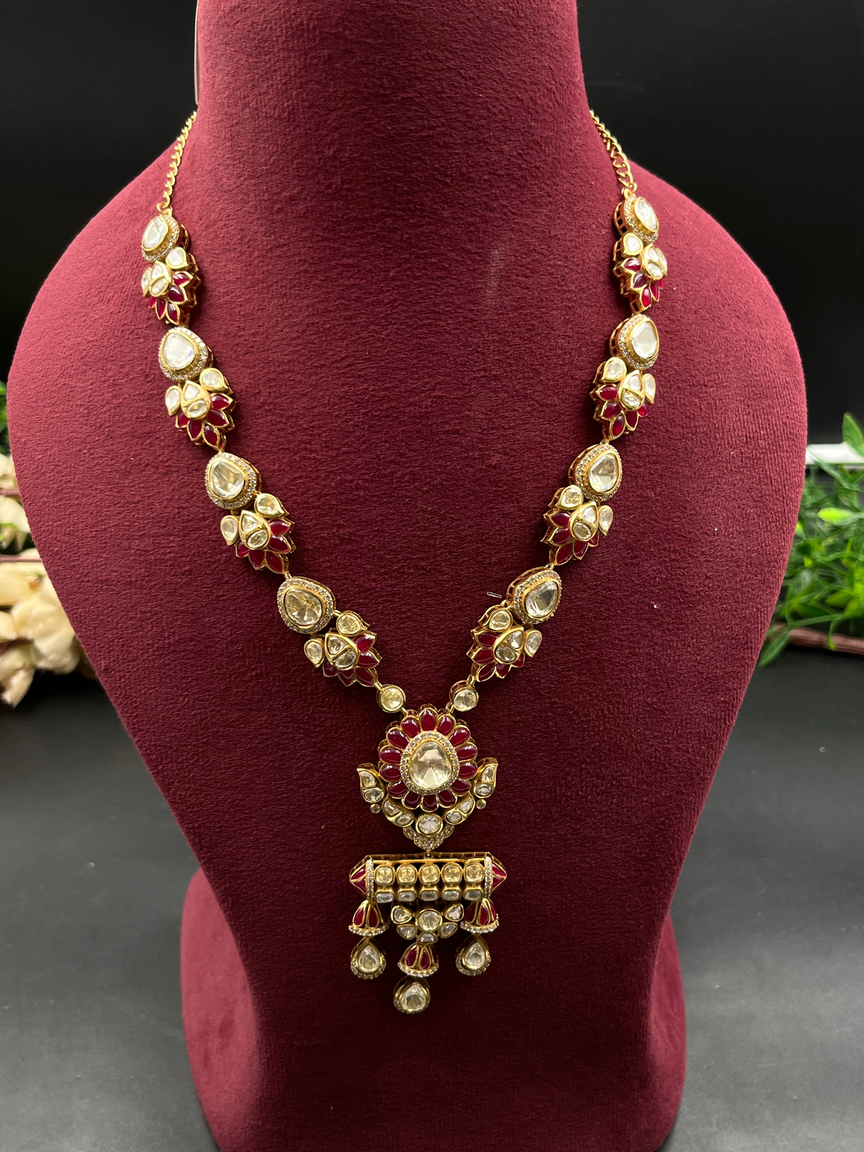 PRIYA NECKLACE