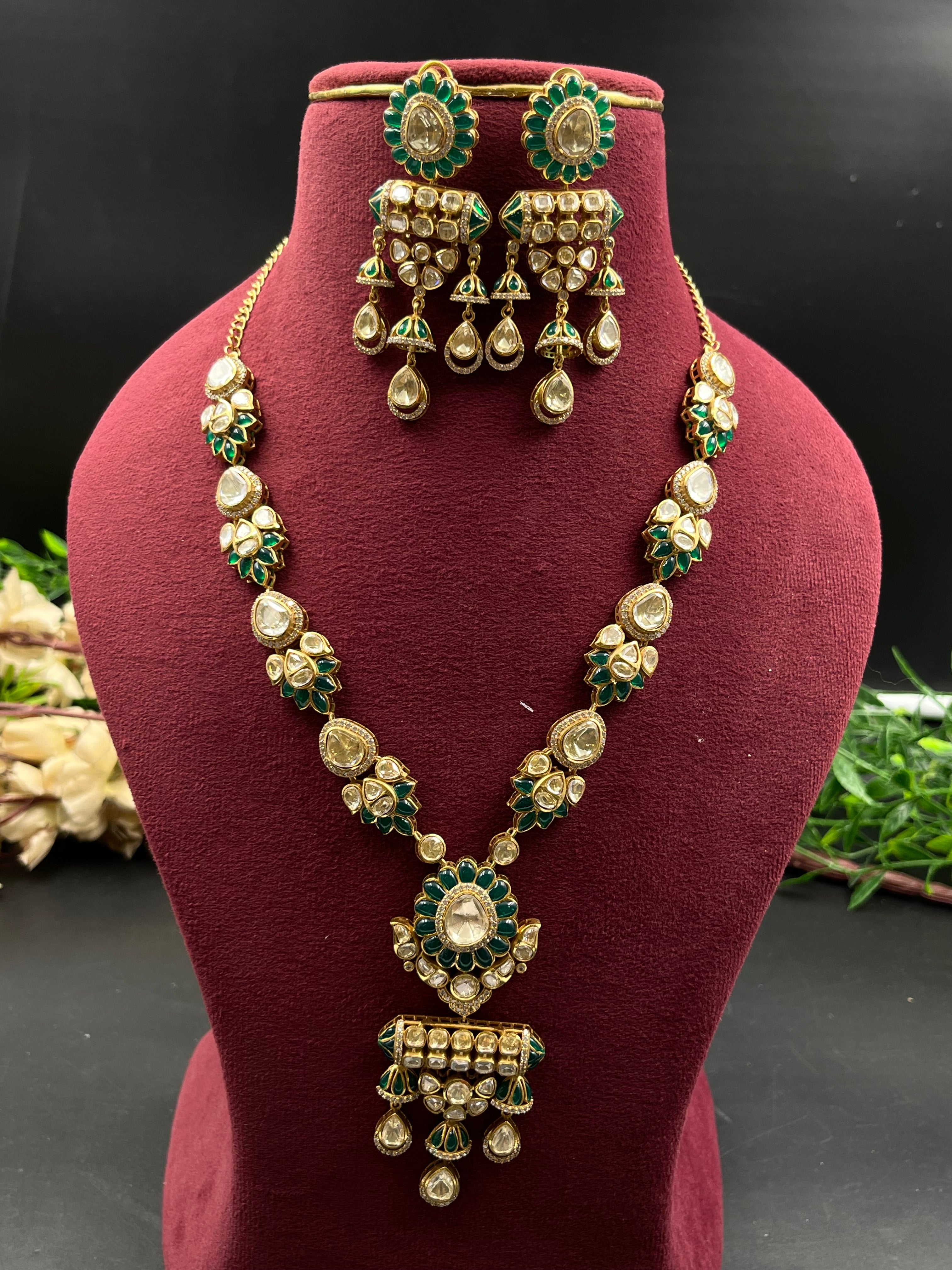 PRIYA NECKLACE