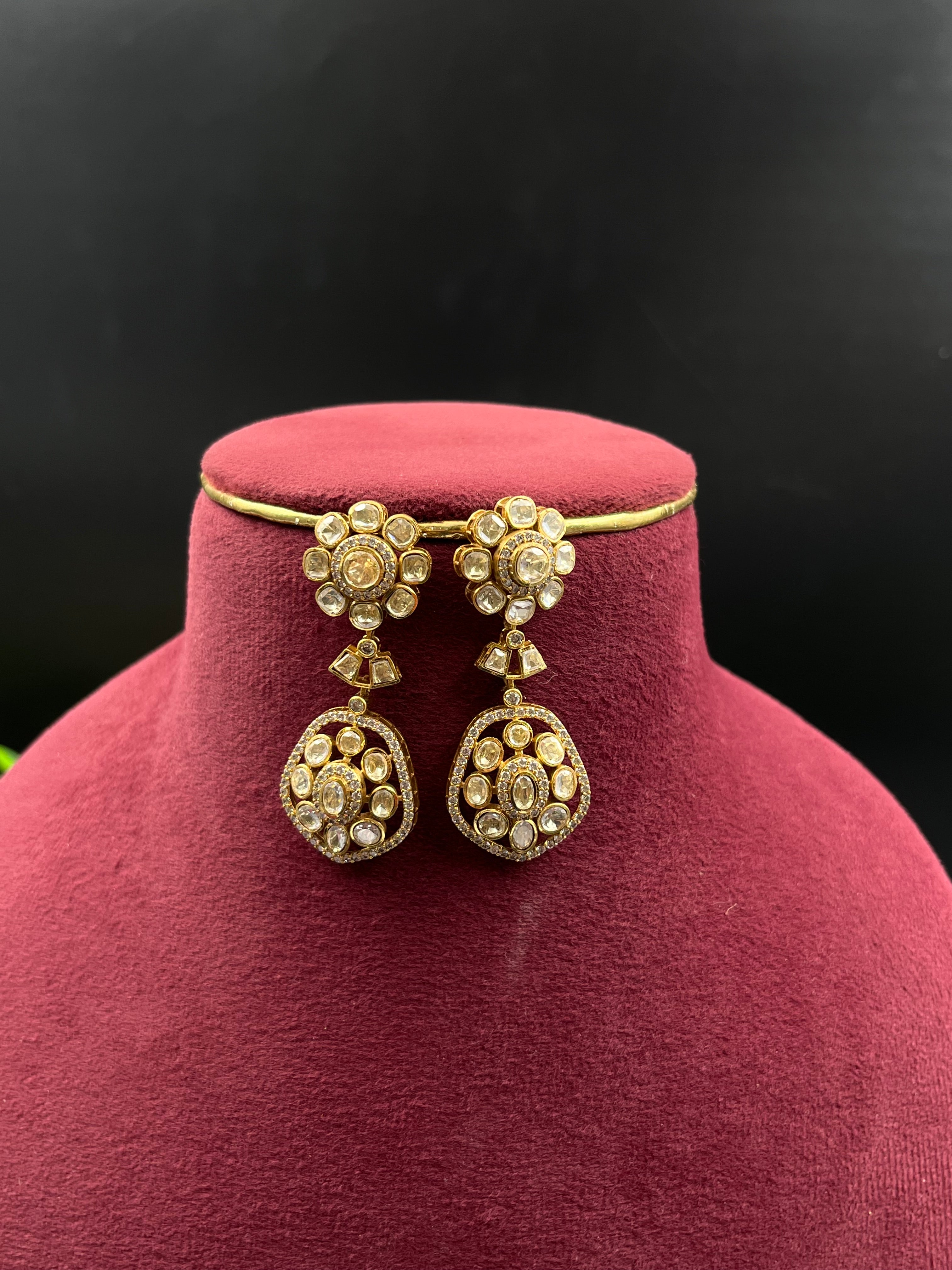 ANAMIKA NECKLACE