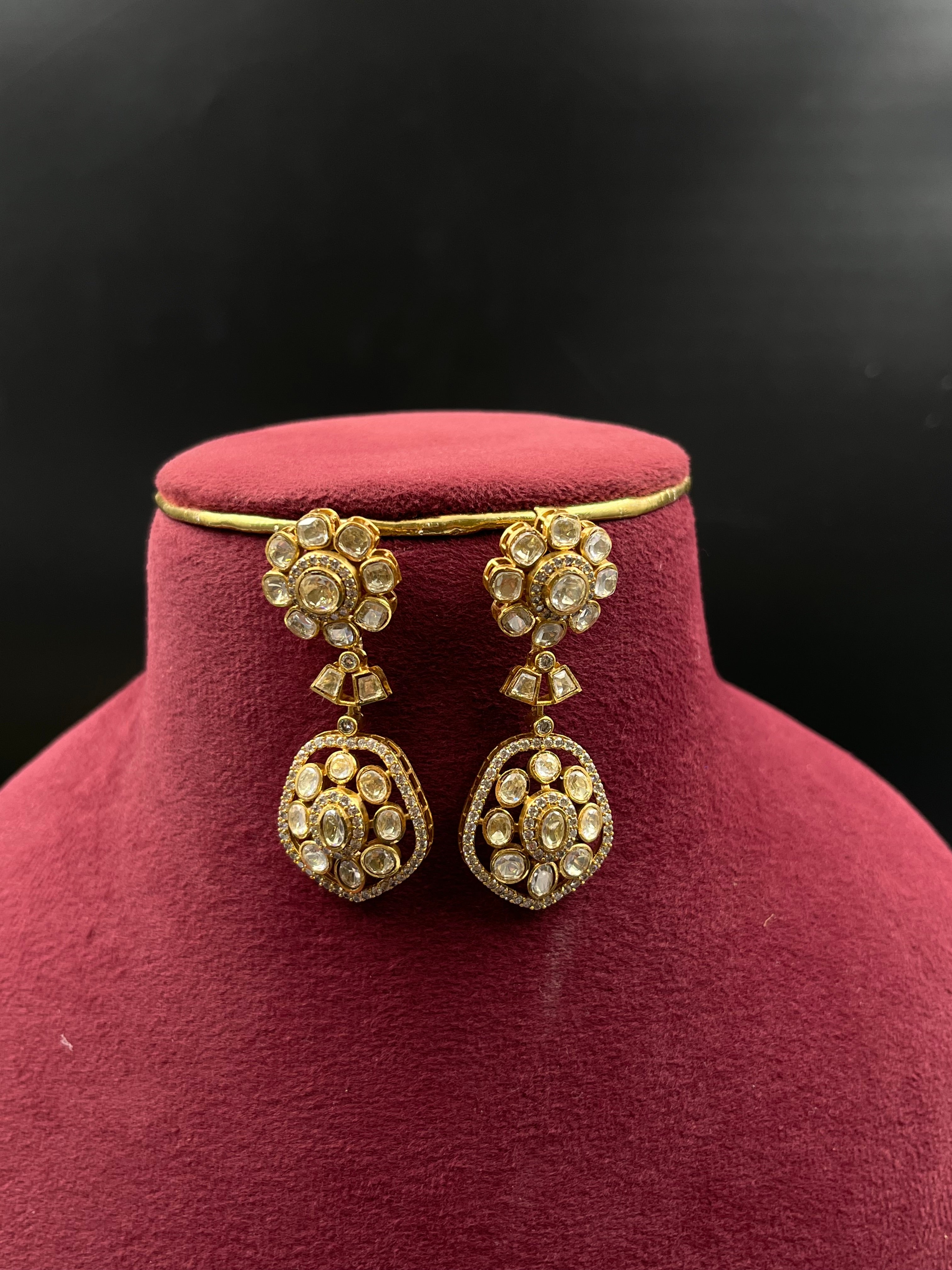 ANAMIKA NECKLACE