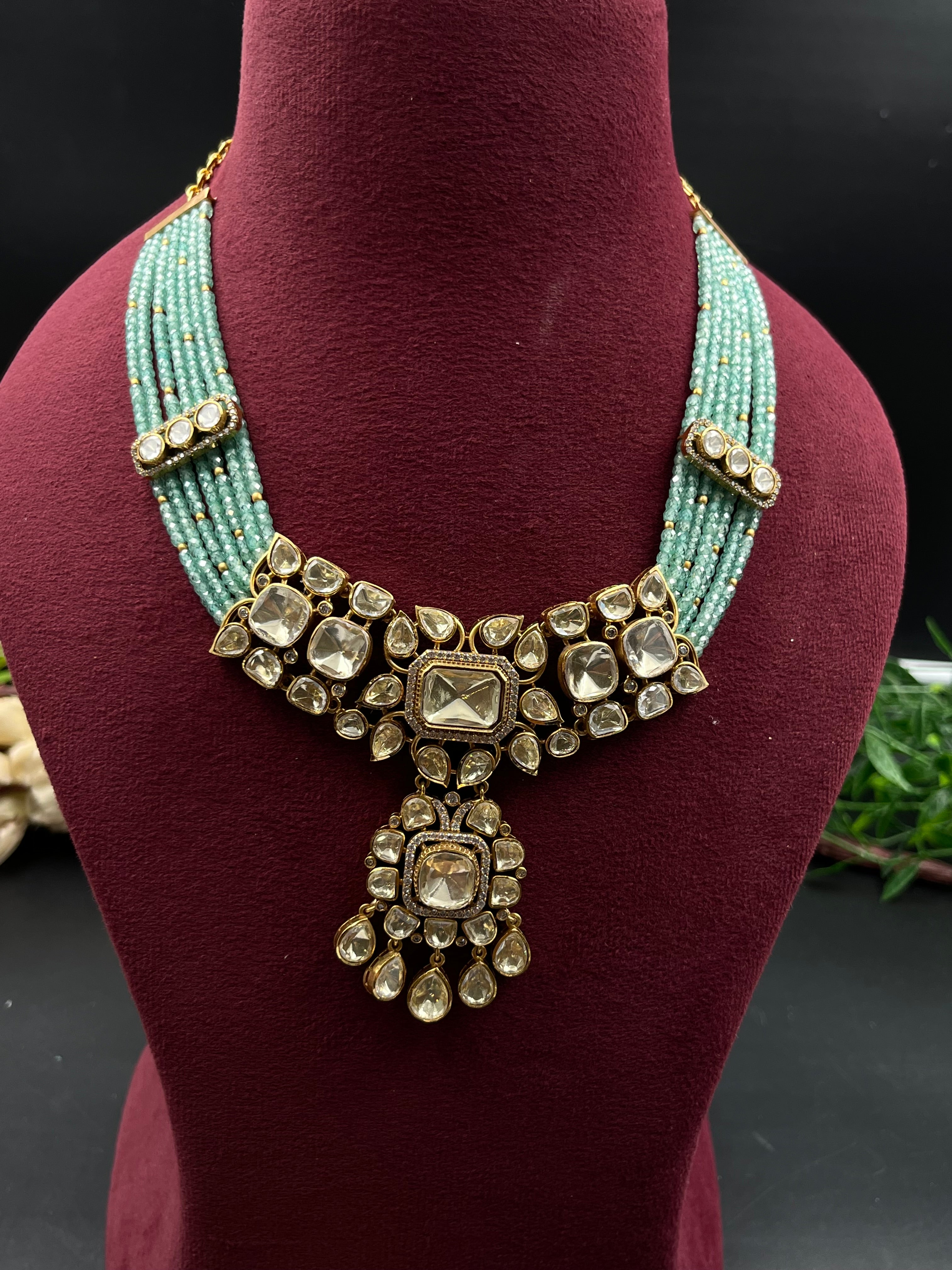 KUHUU NECKLACE