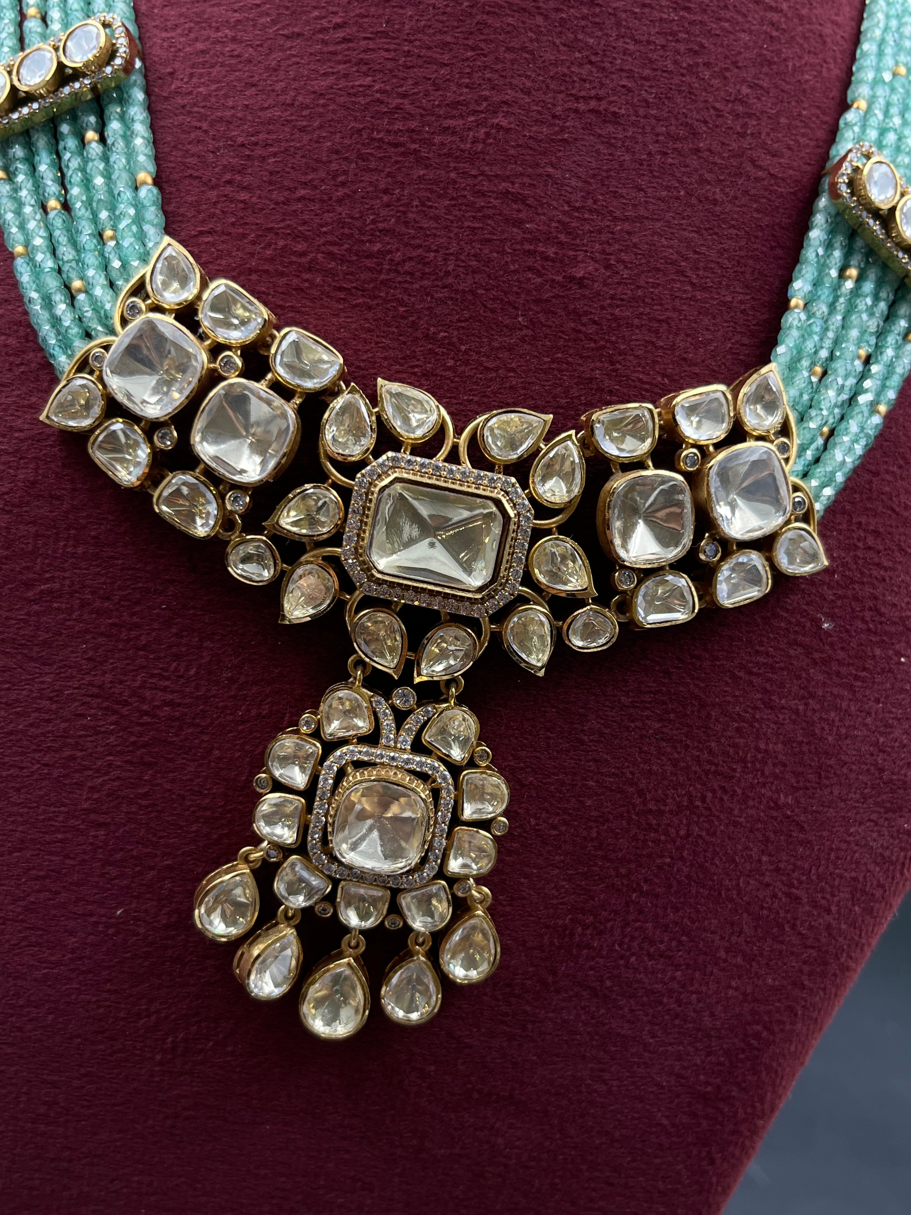 KUHUU NECKLACE