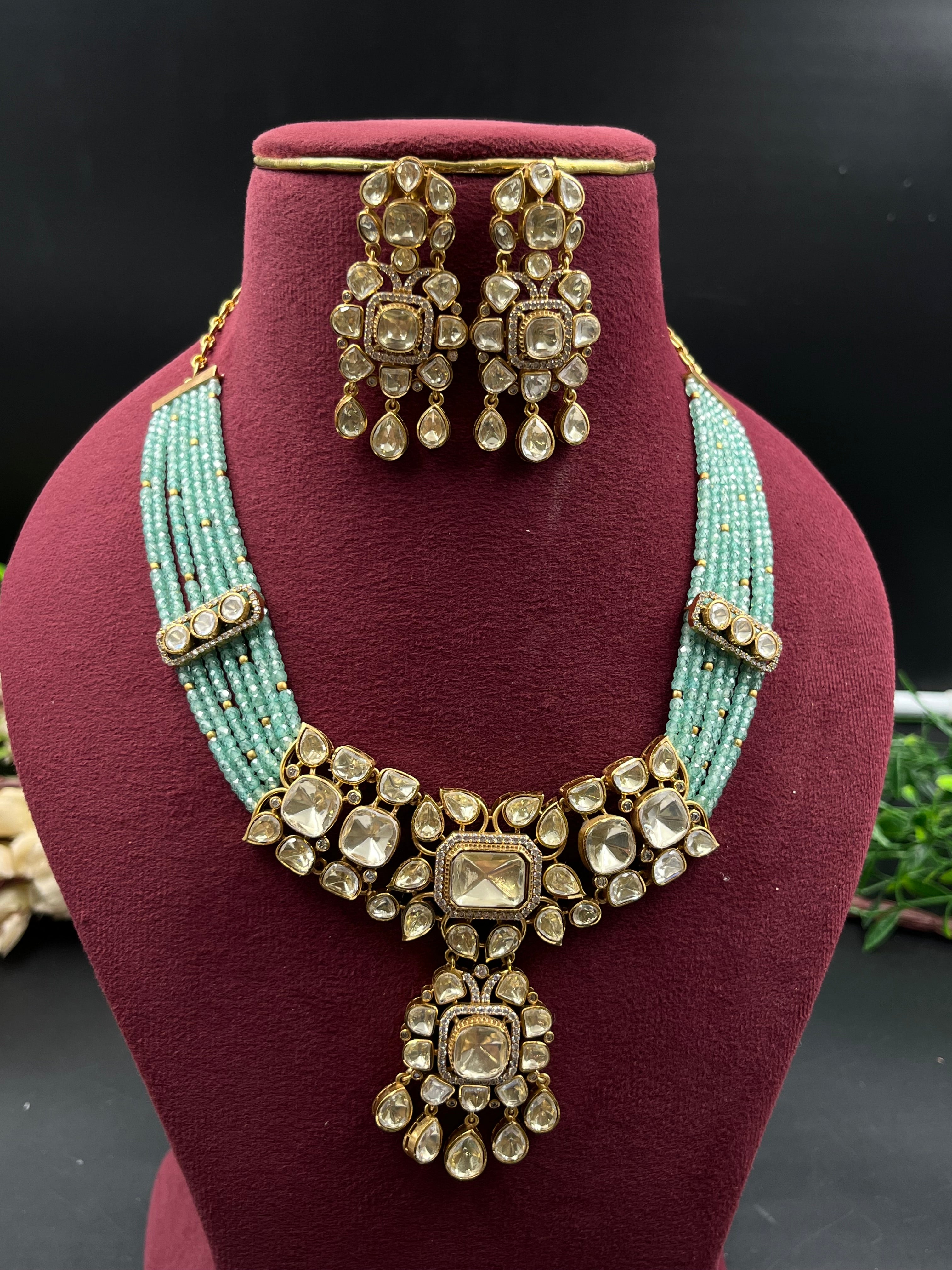 KUHUU NECKLACE