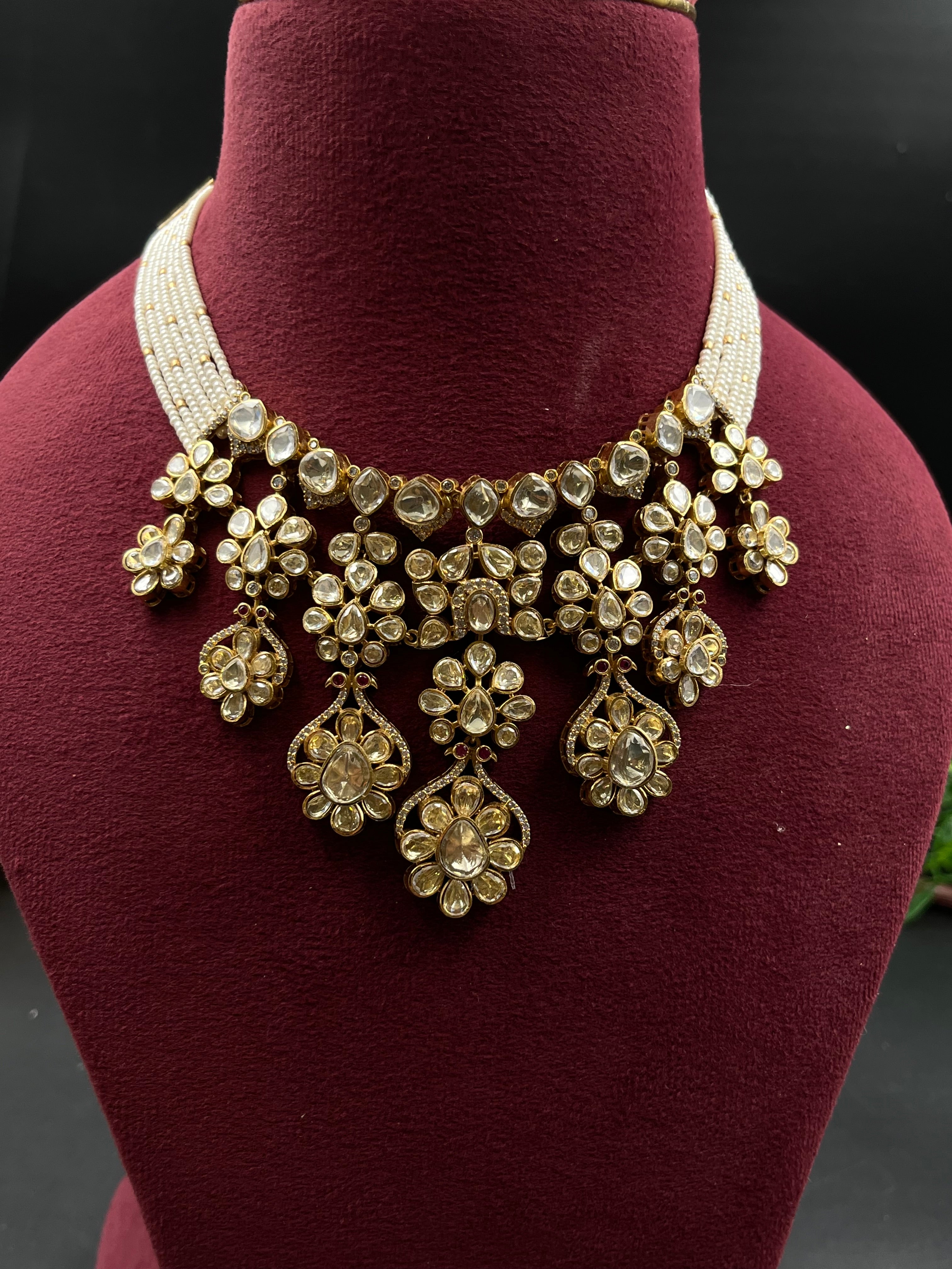 SOFIYA NECKLACE