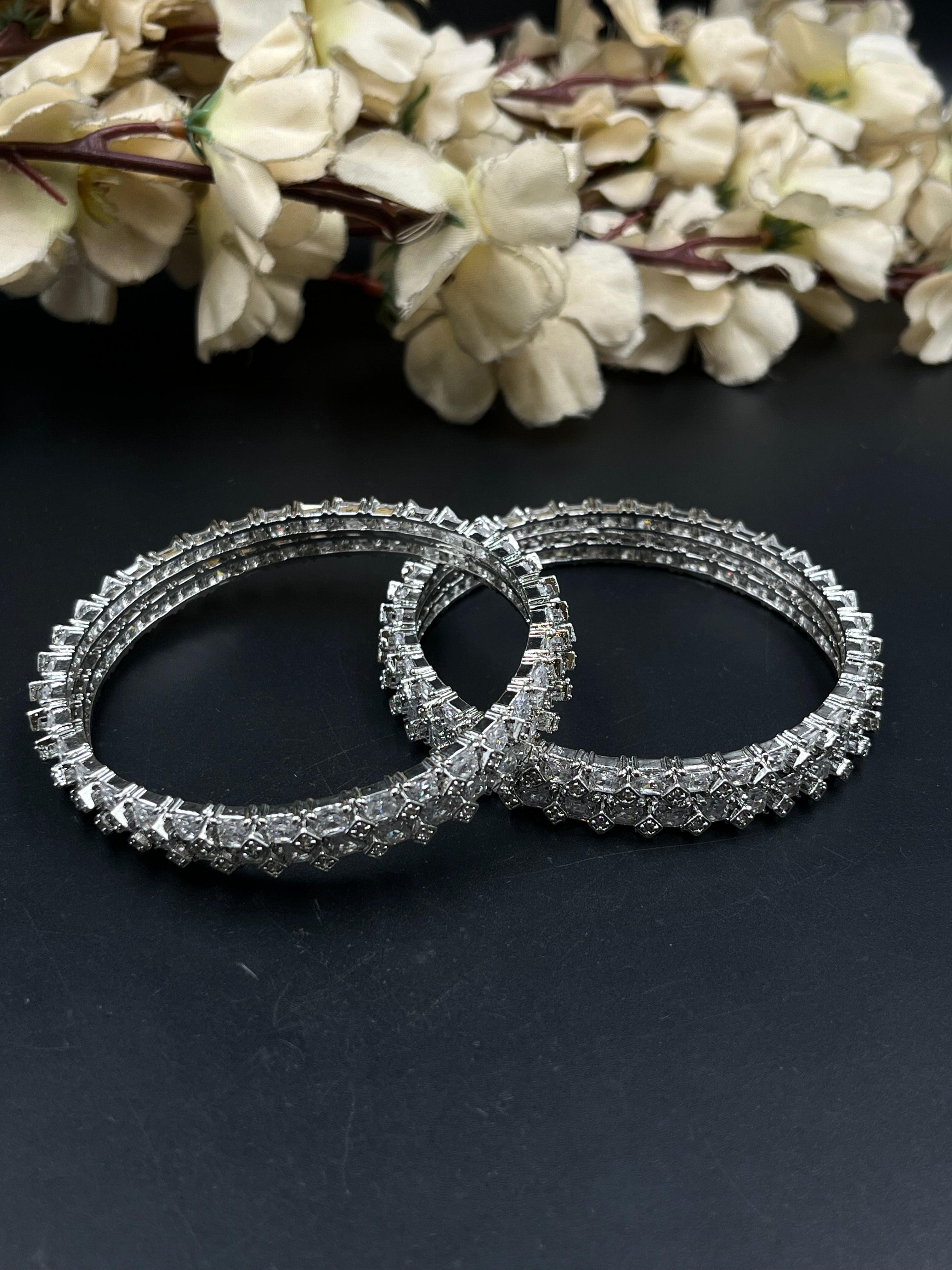 JIYA BANGLES