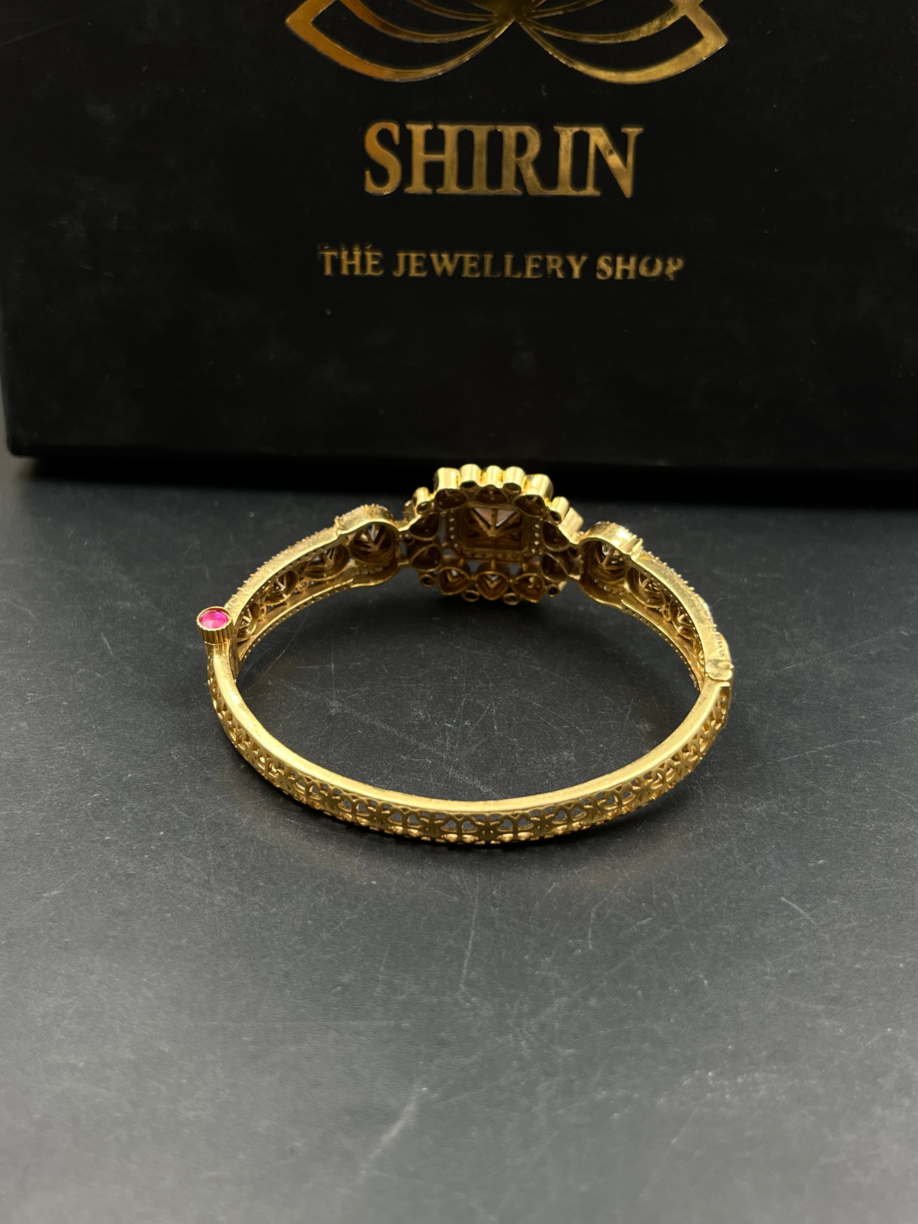 RUHI BRACELET