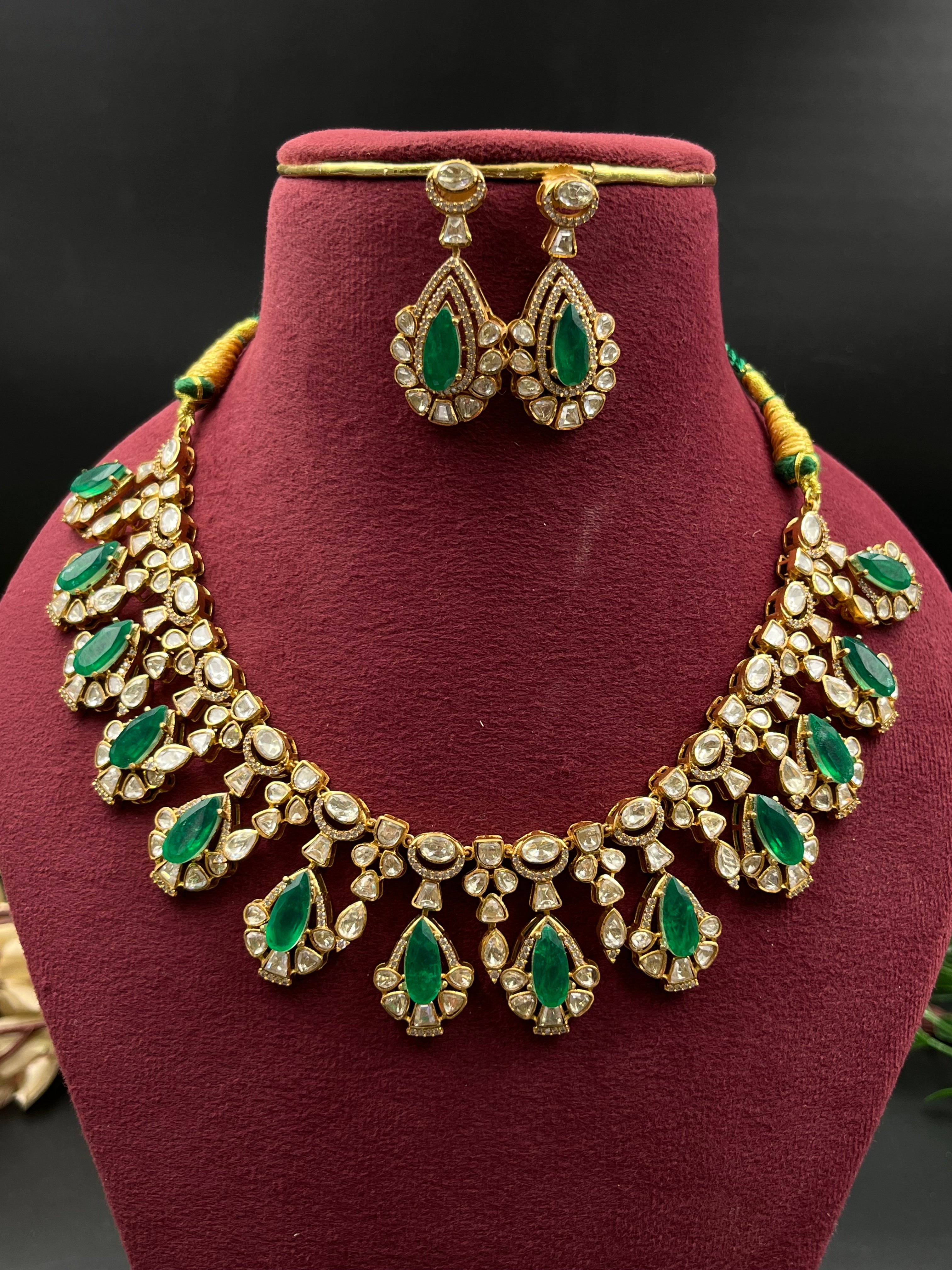 SANDYA NECKLCE
