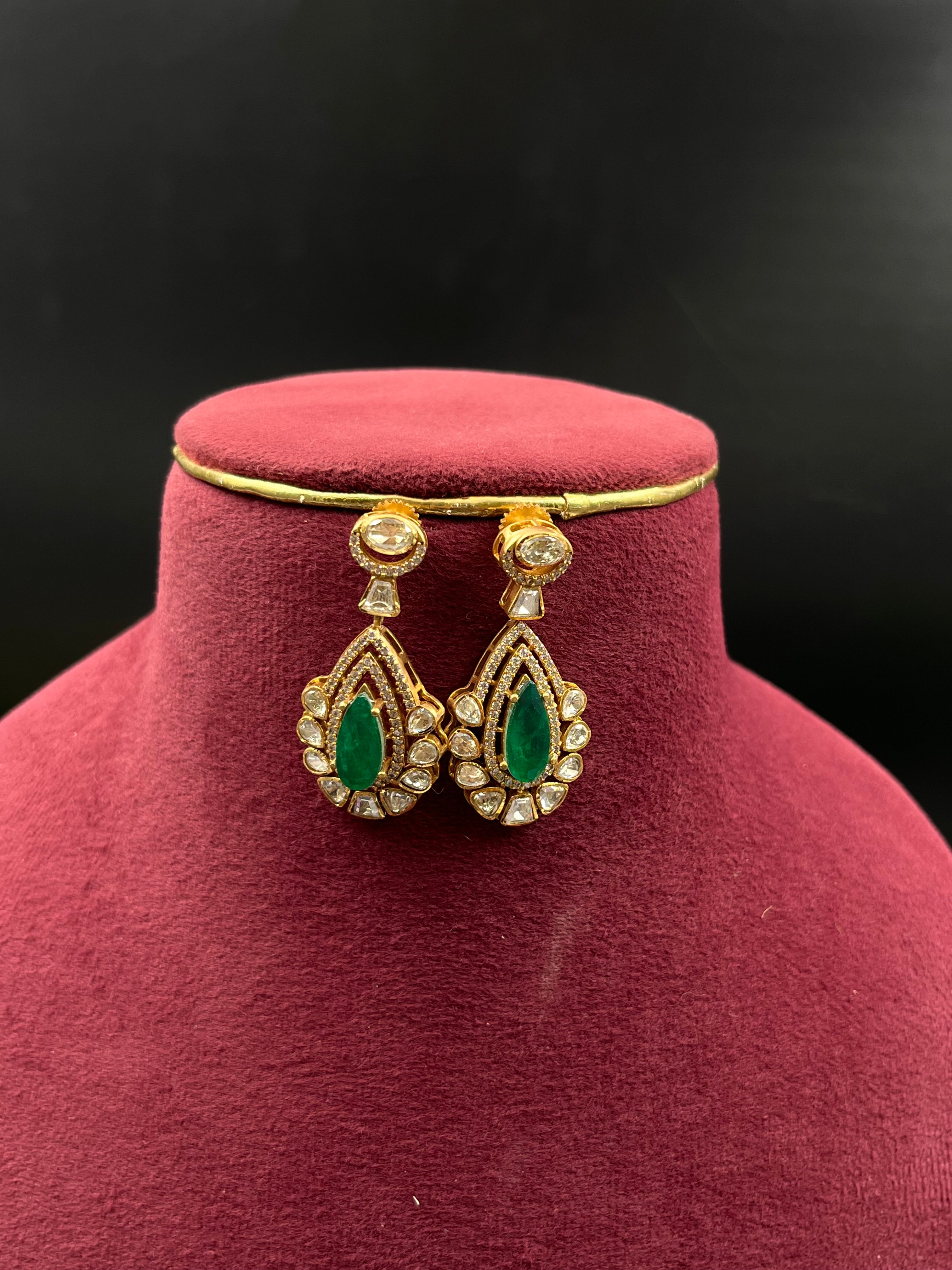 SANDYA NECKLCE