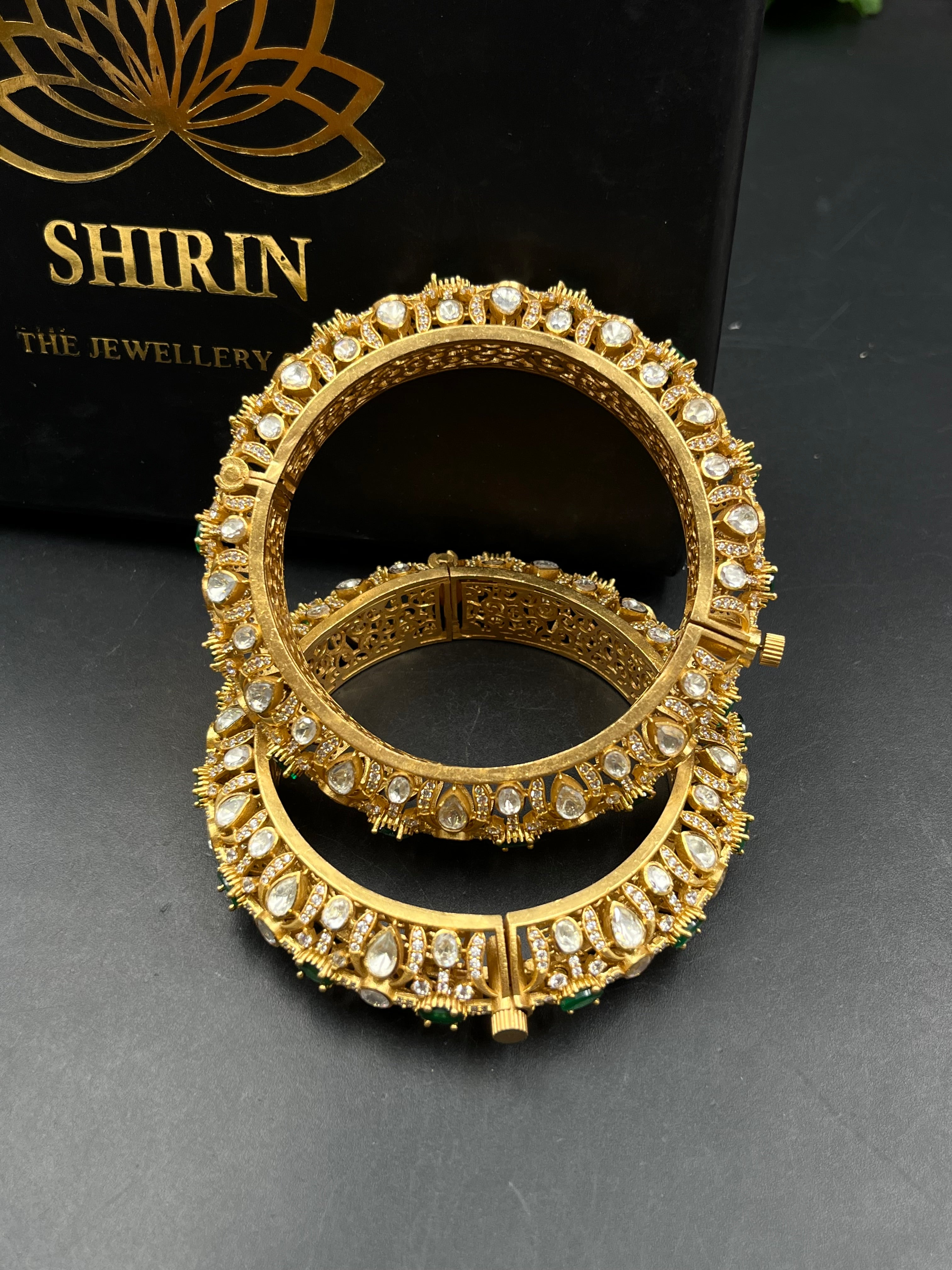SILA BANGLE