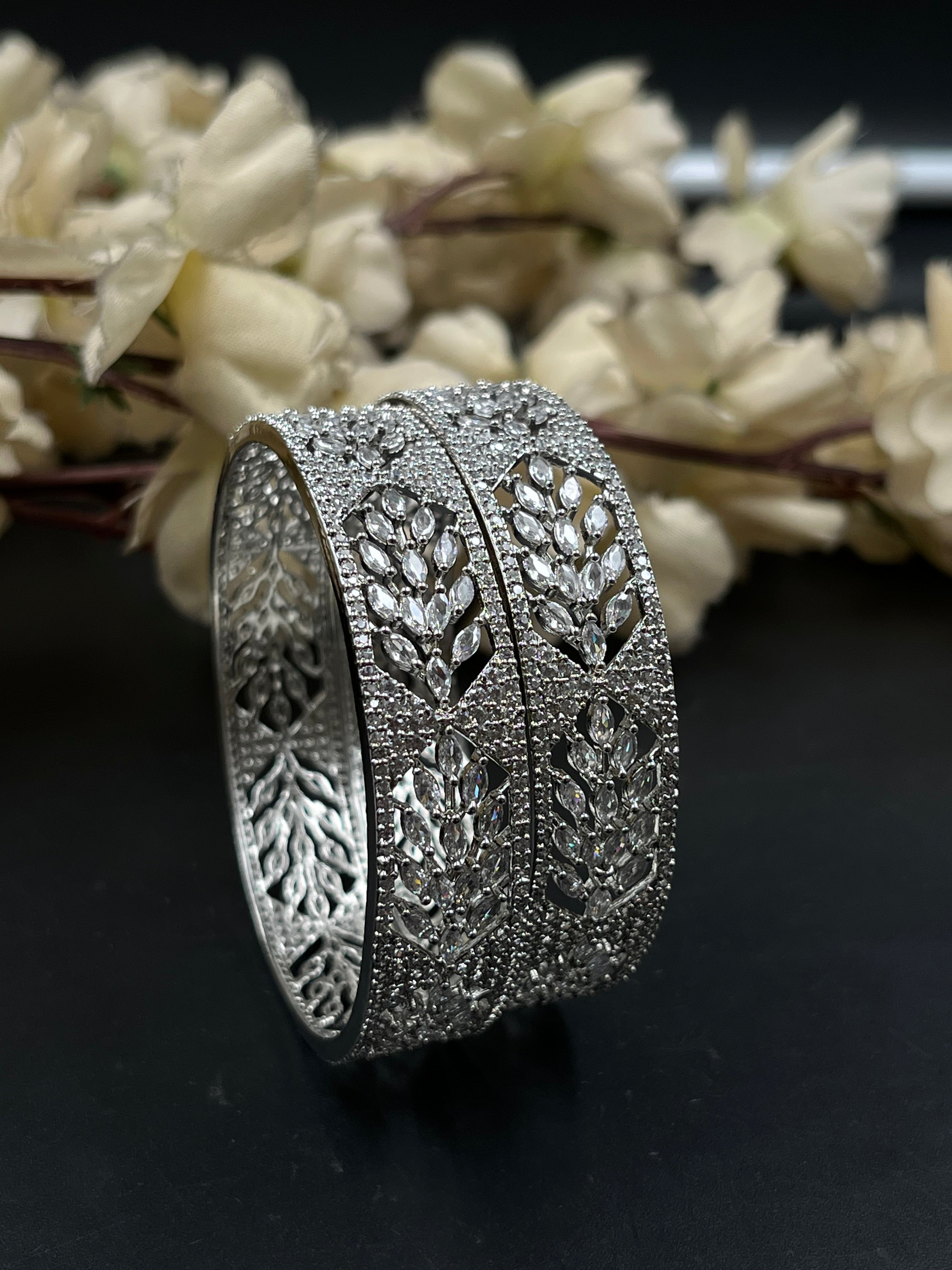 SIYA BANGLES