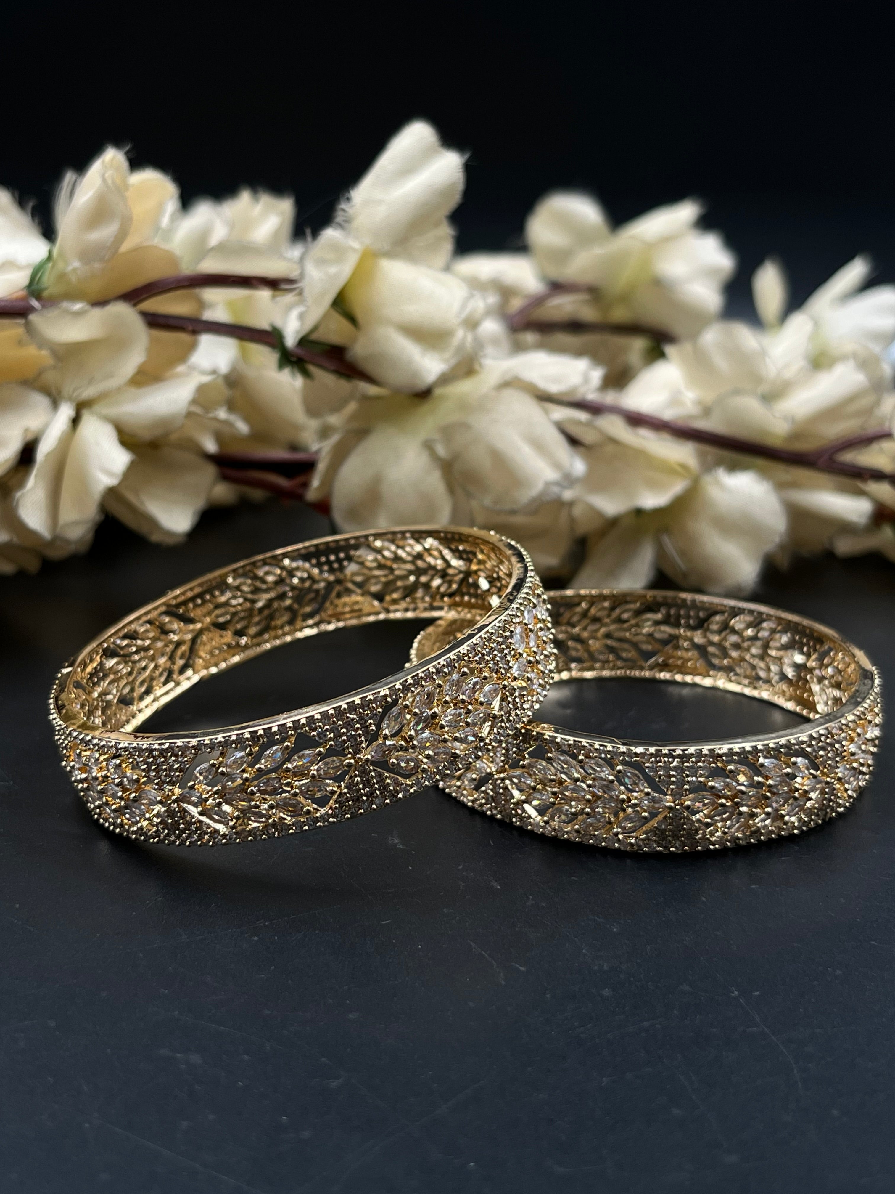 SIYA BANGLES