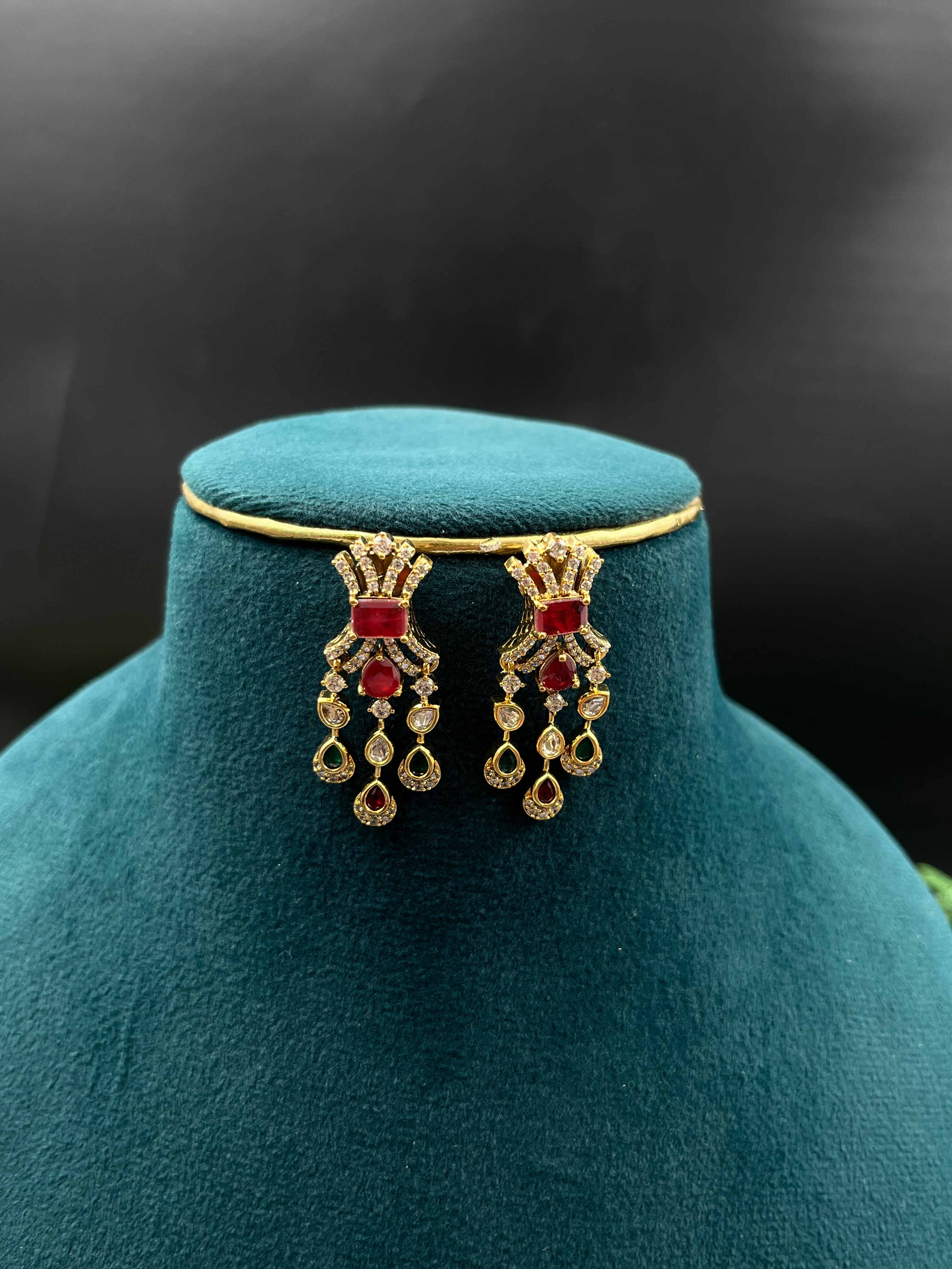 SIJUKA NECKLACE