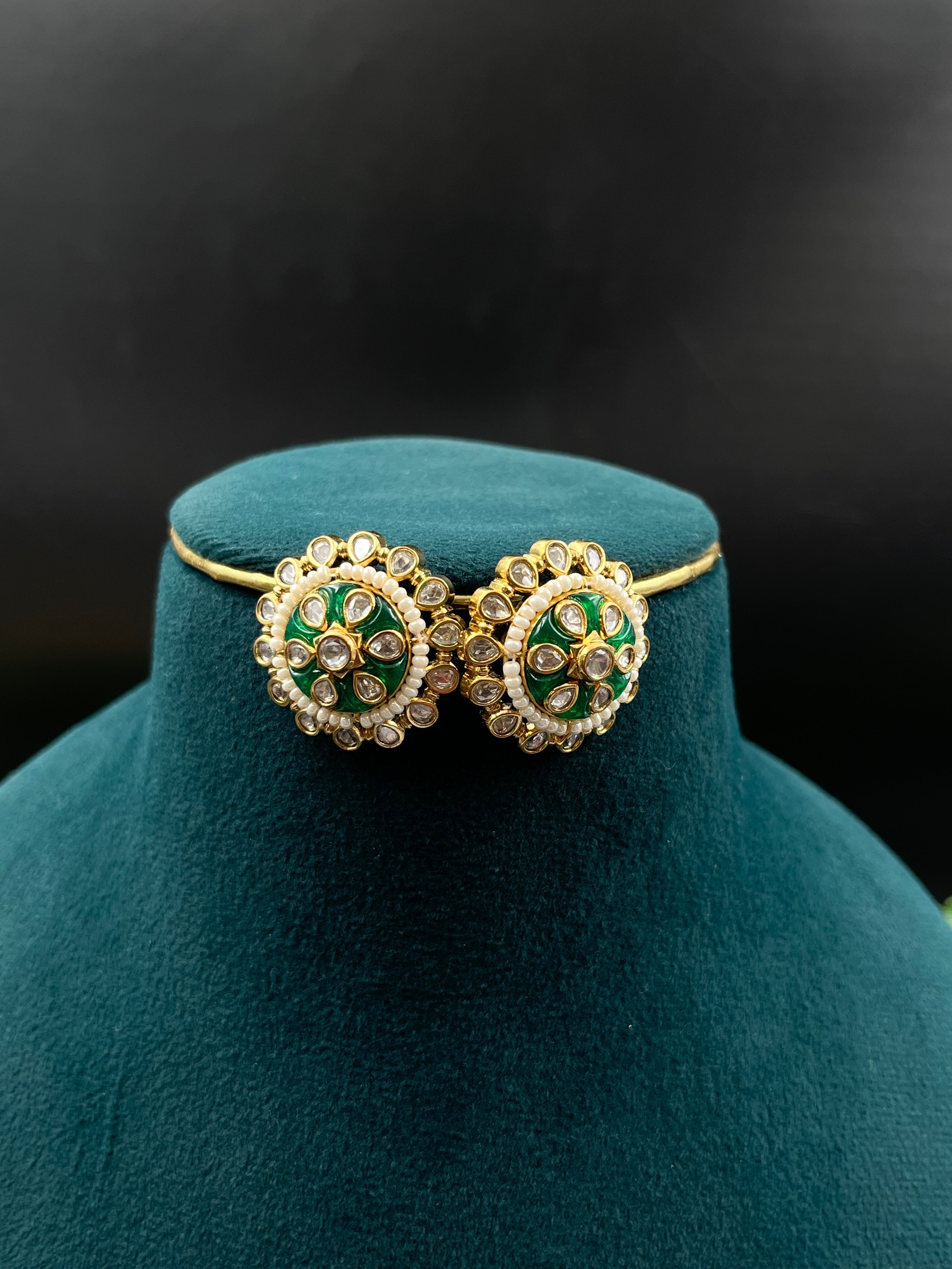 RIYAN NECKLACE