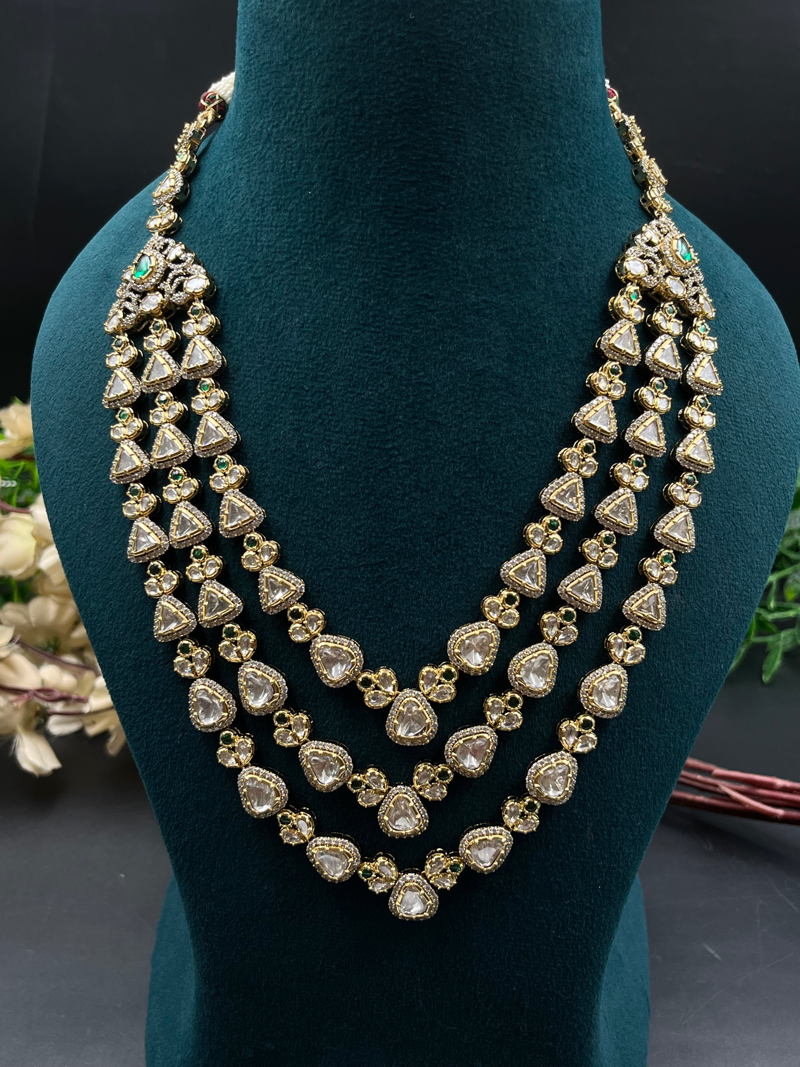 NANDU NECKLACE