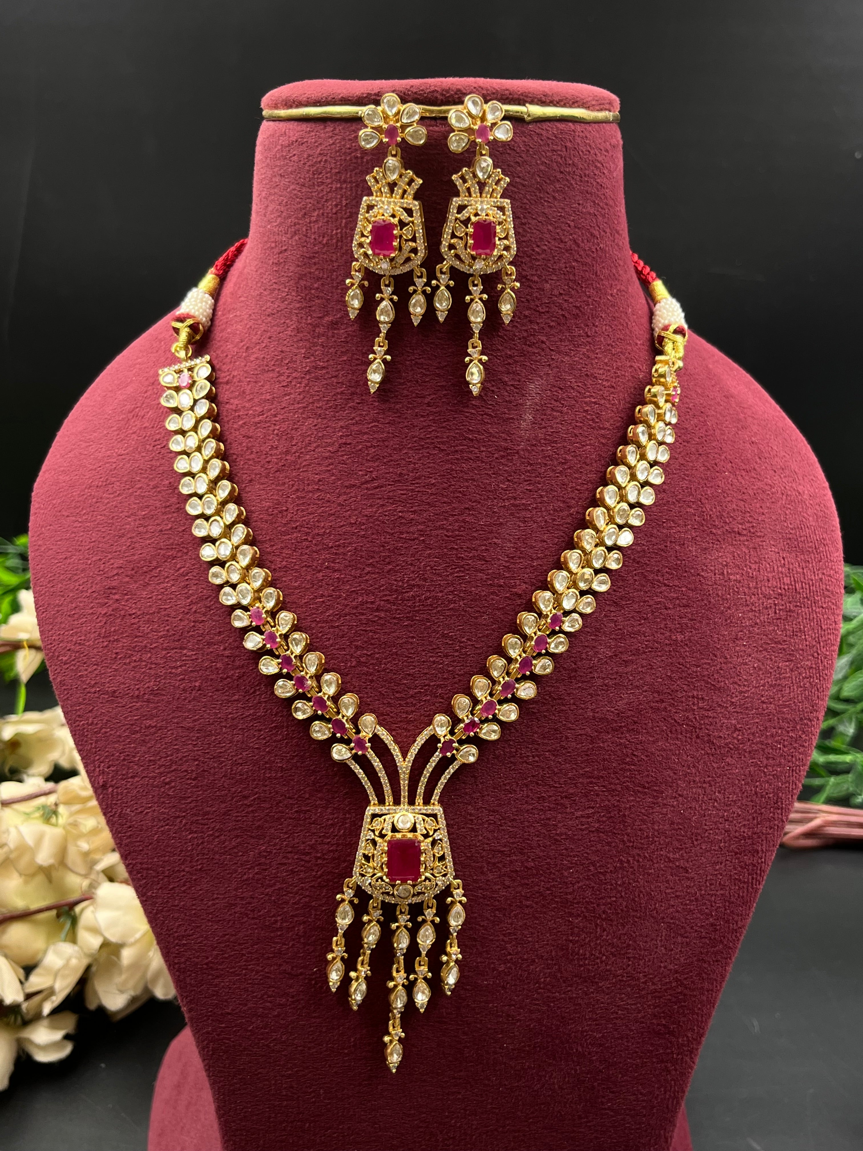 SIKHA NECKLACE