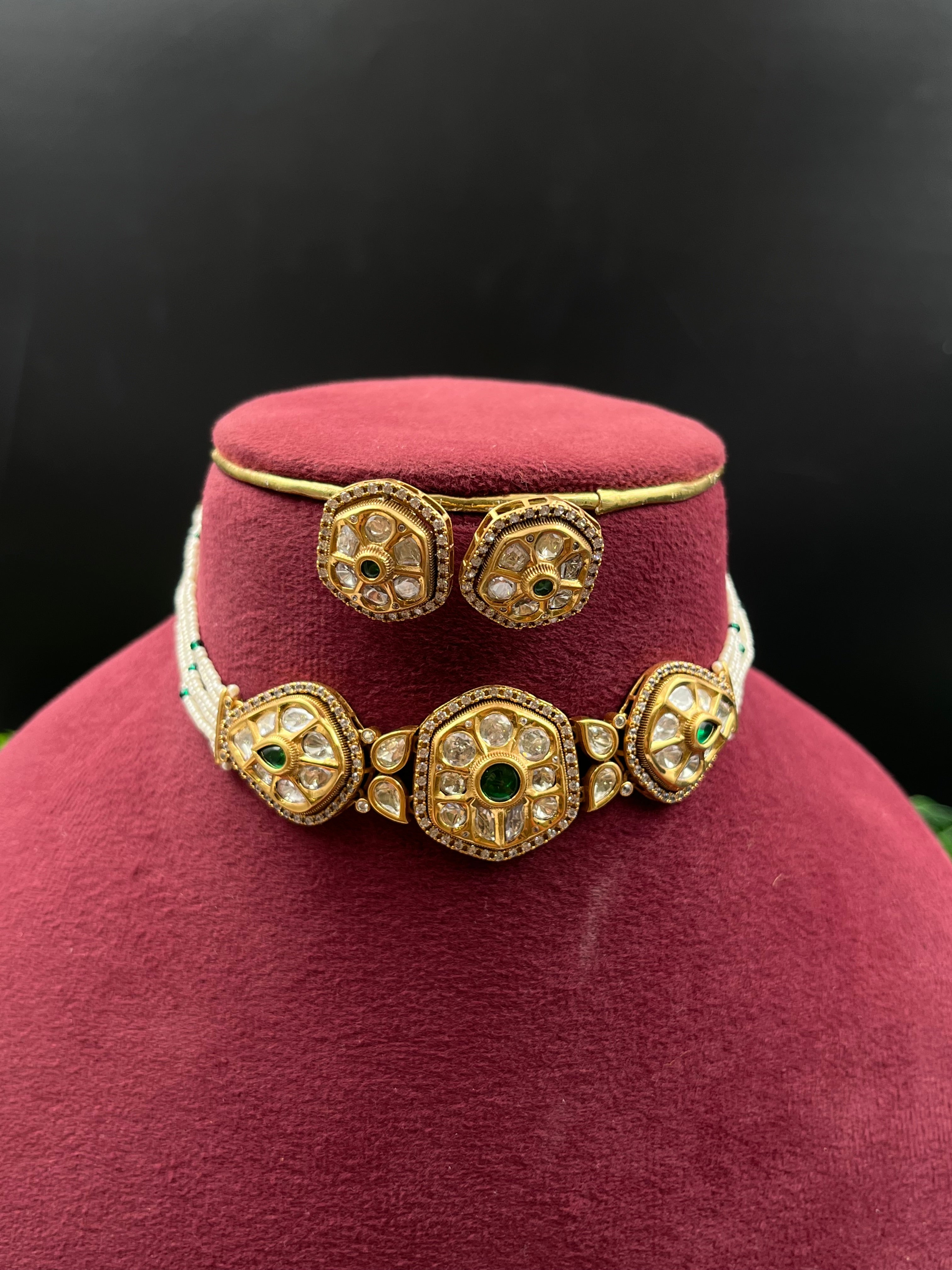 SIPA NECKLACE