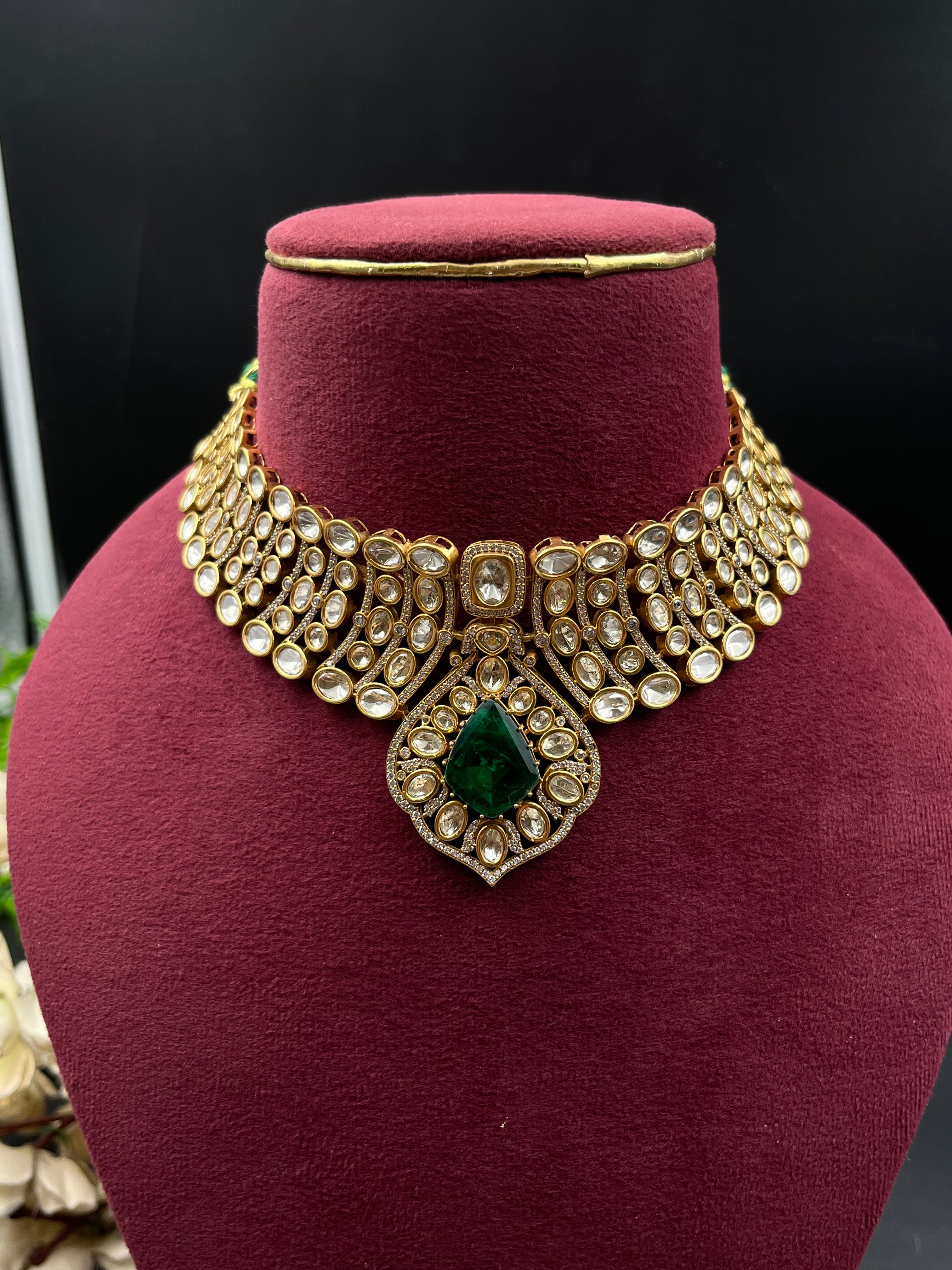 MYRAYA NECKLACE