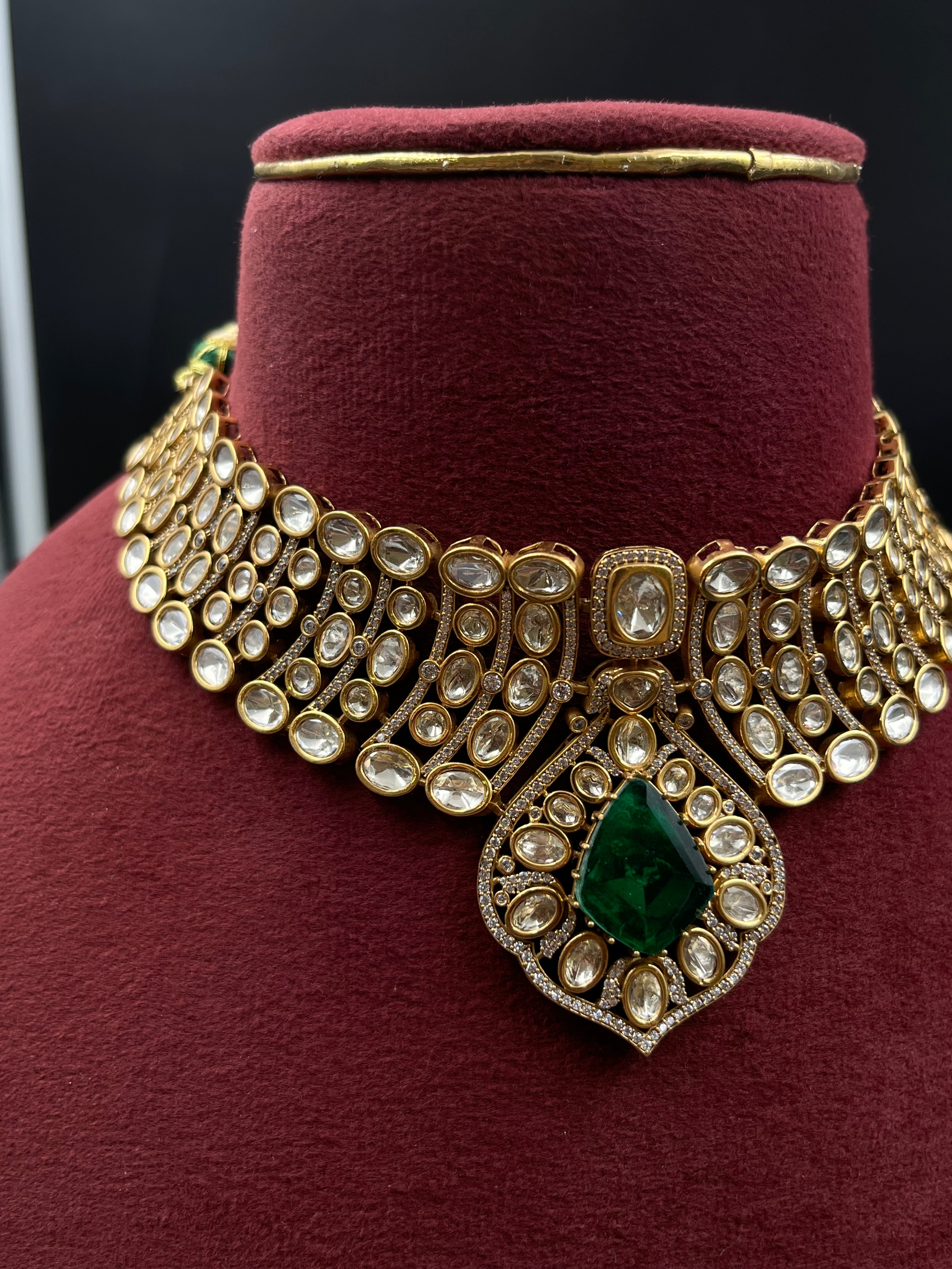 MYRAYA NECKLACE