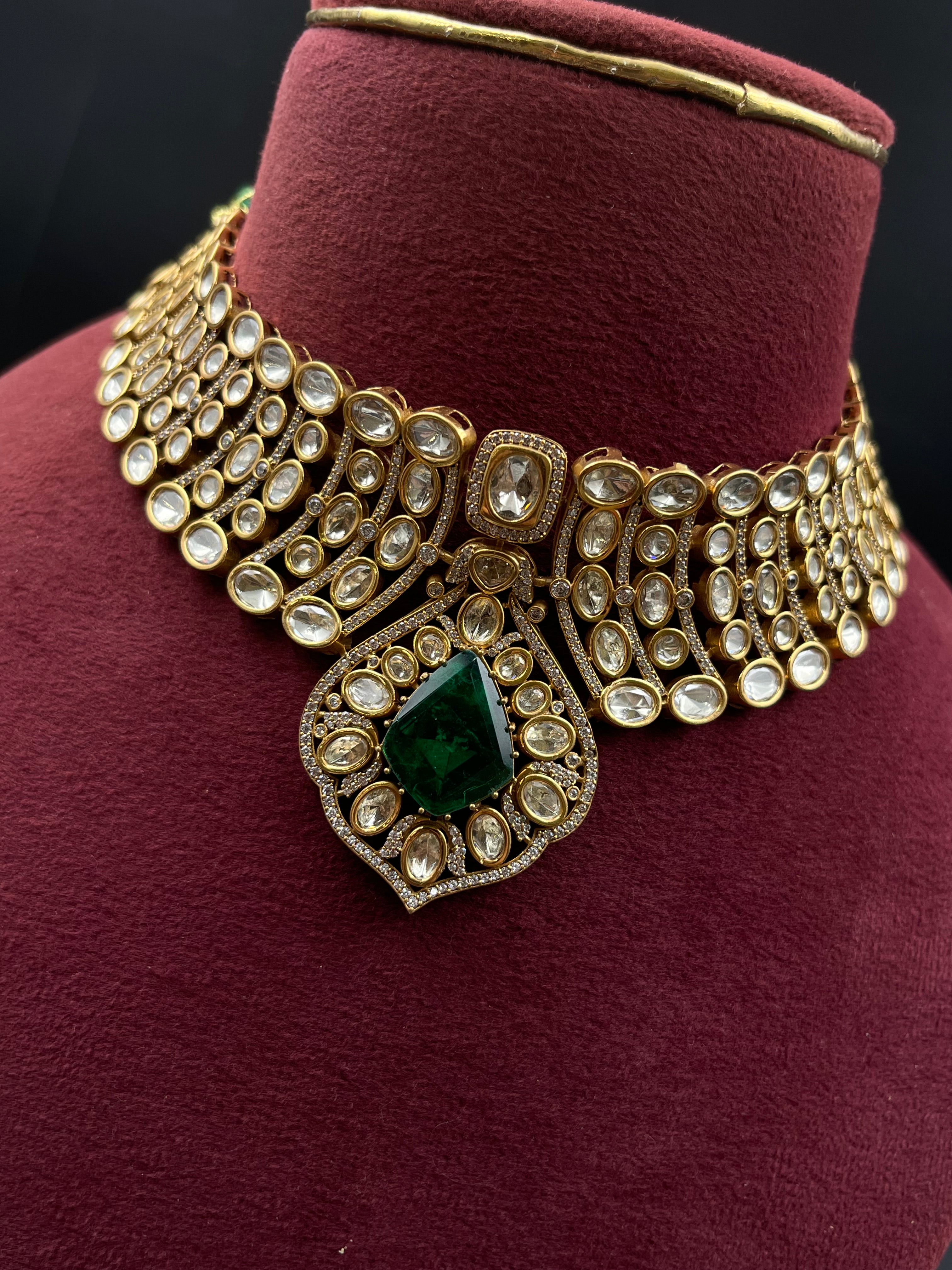 MYRAYA NECKLACE