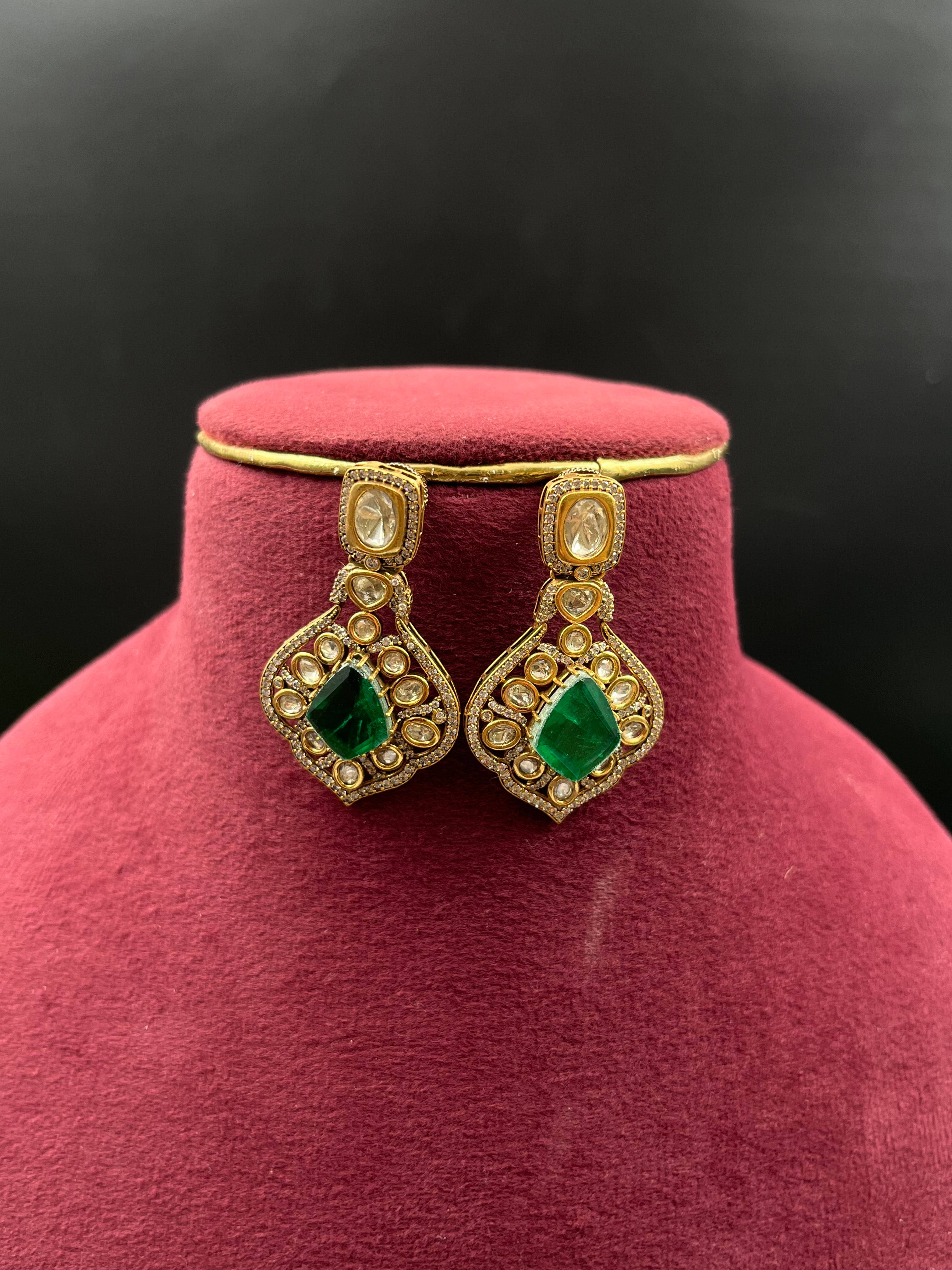MYRAYA NECKLACE