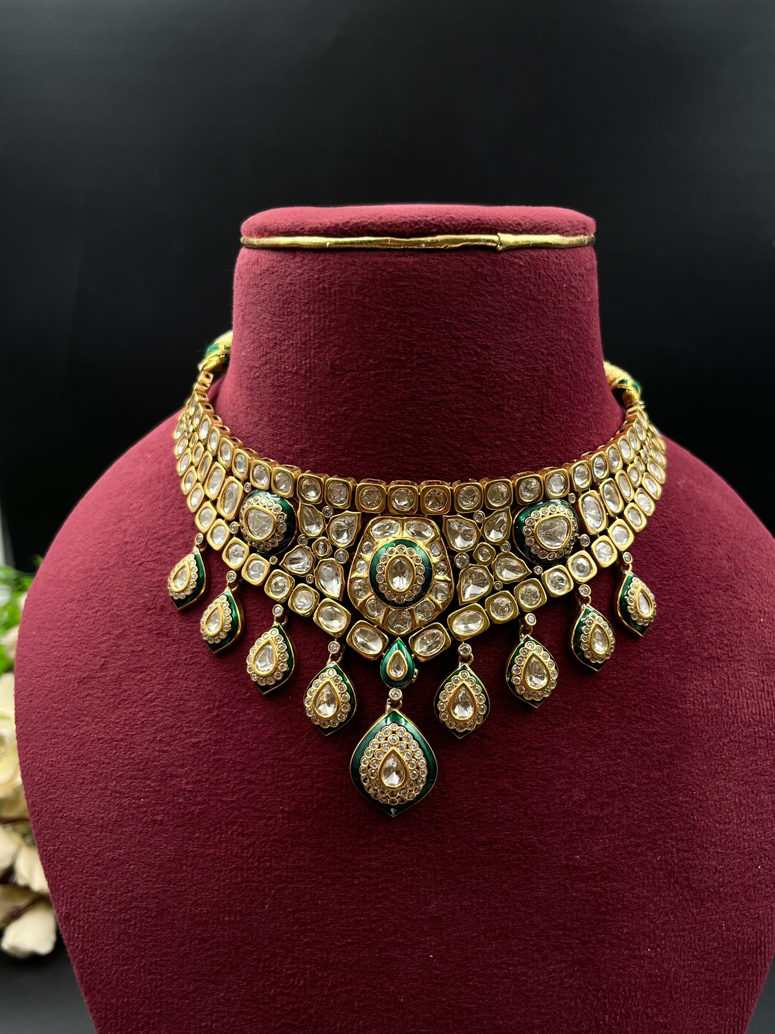 KAVYA NECKLACE