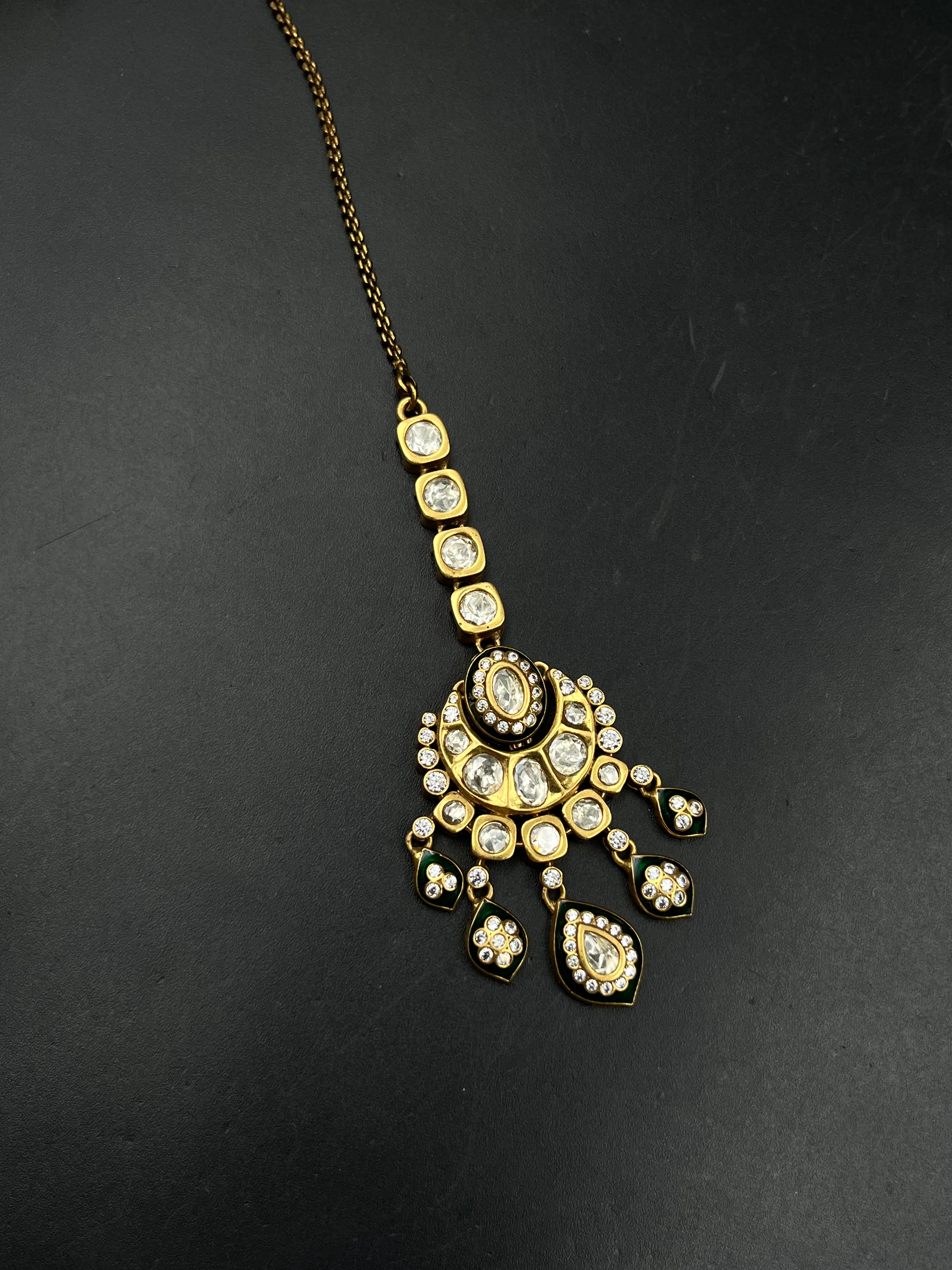 KAVYA NECKLACE