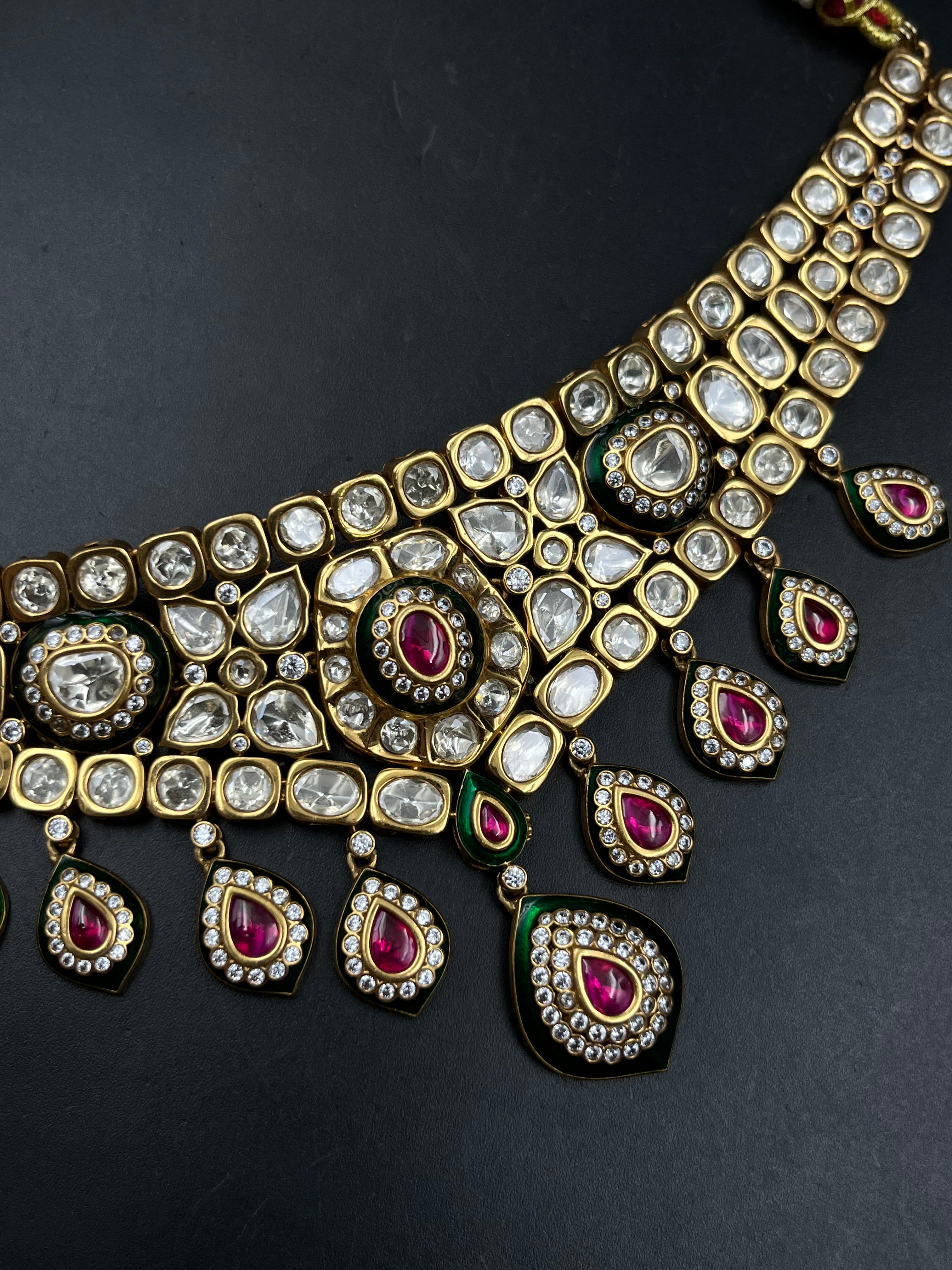 KAVYA NECKLACE
